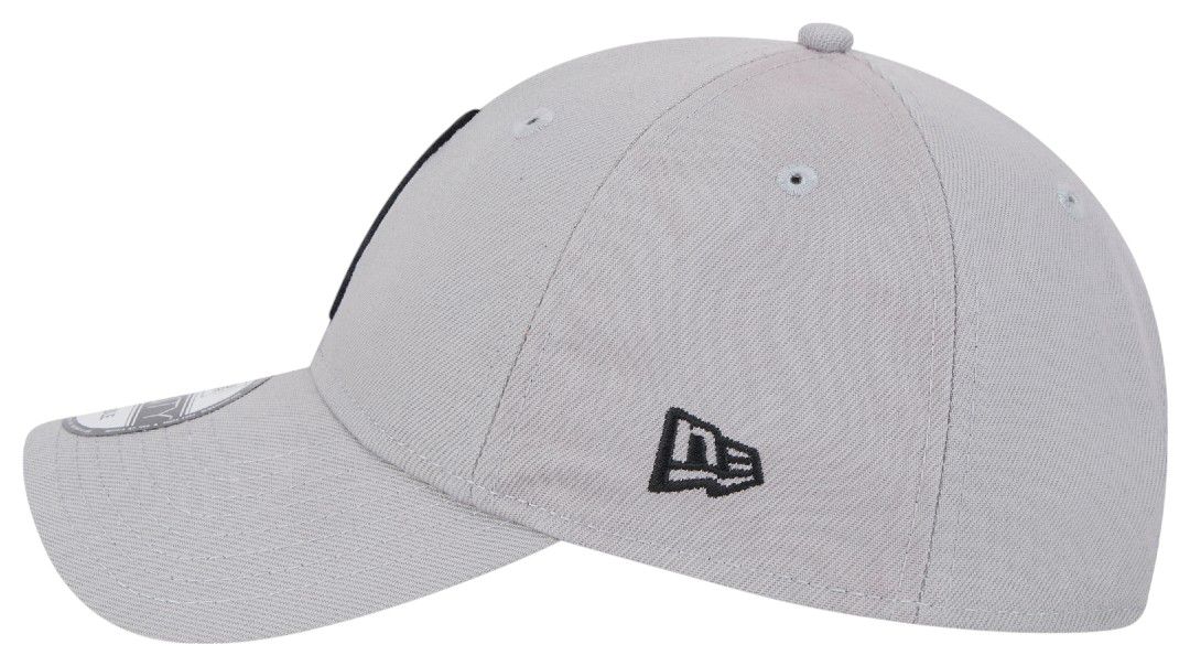 New Era Adult Las Vegas Aces Grey Jumpwoman 9Twenty Adjustable Hat product image