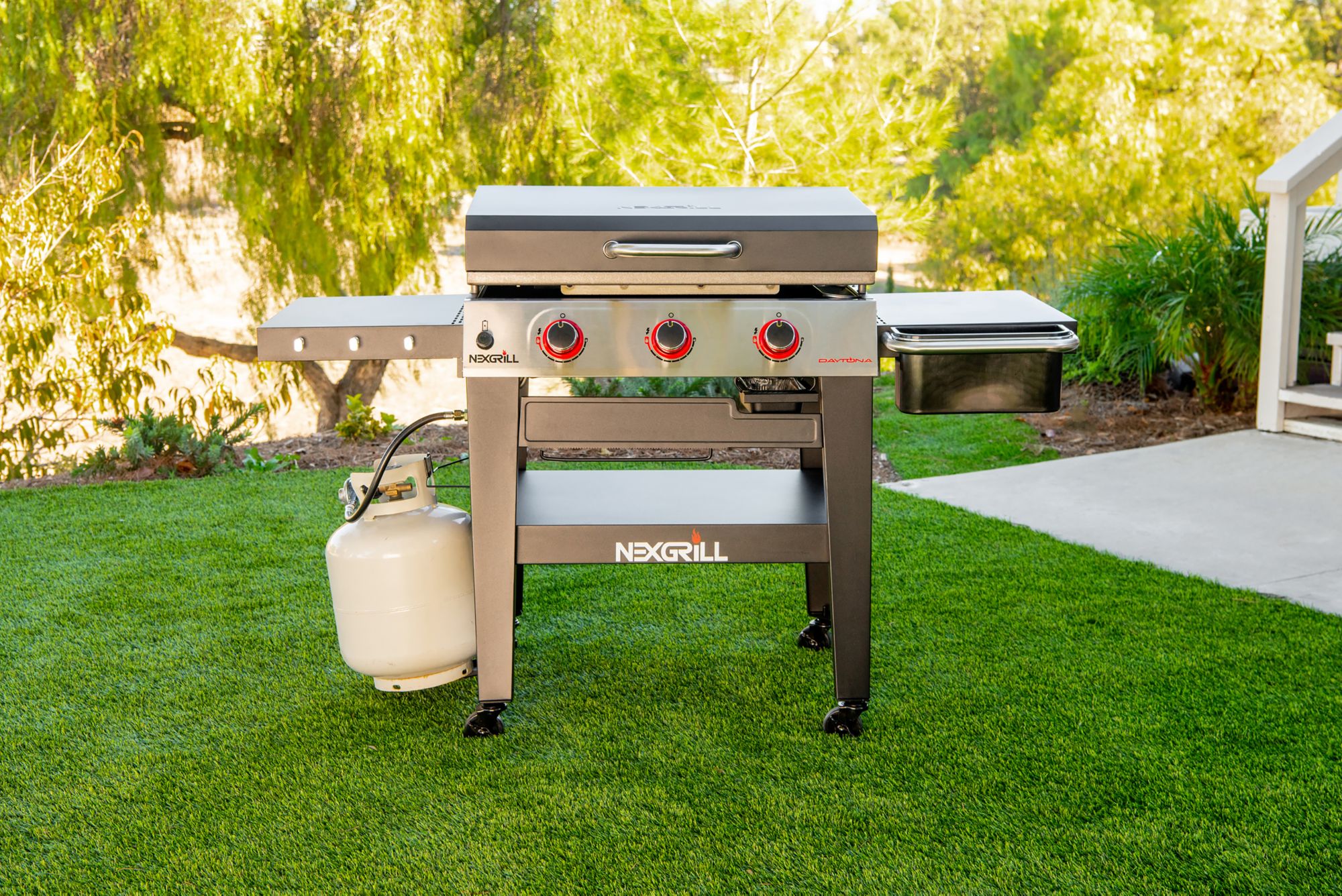 Nexgrill Daytona 3-Burner Propane Gas Grill with Griddle Top product image