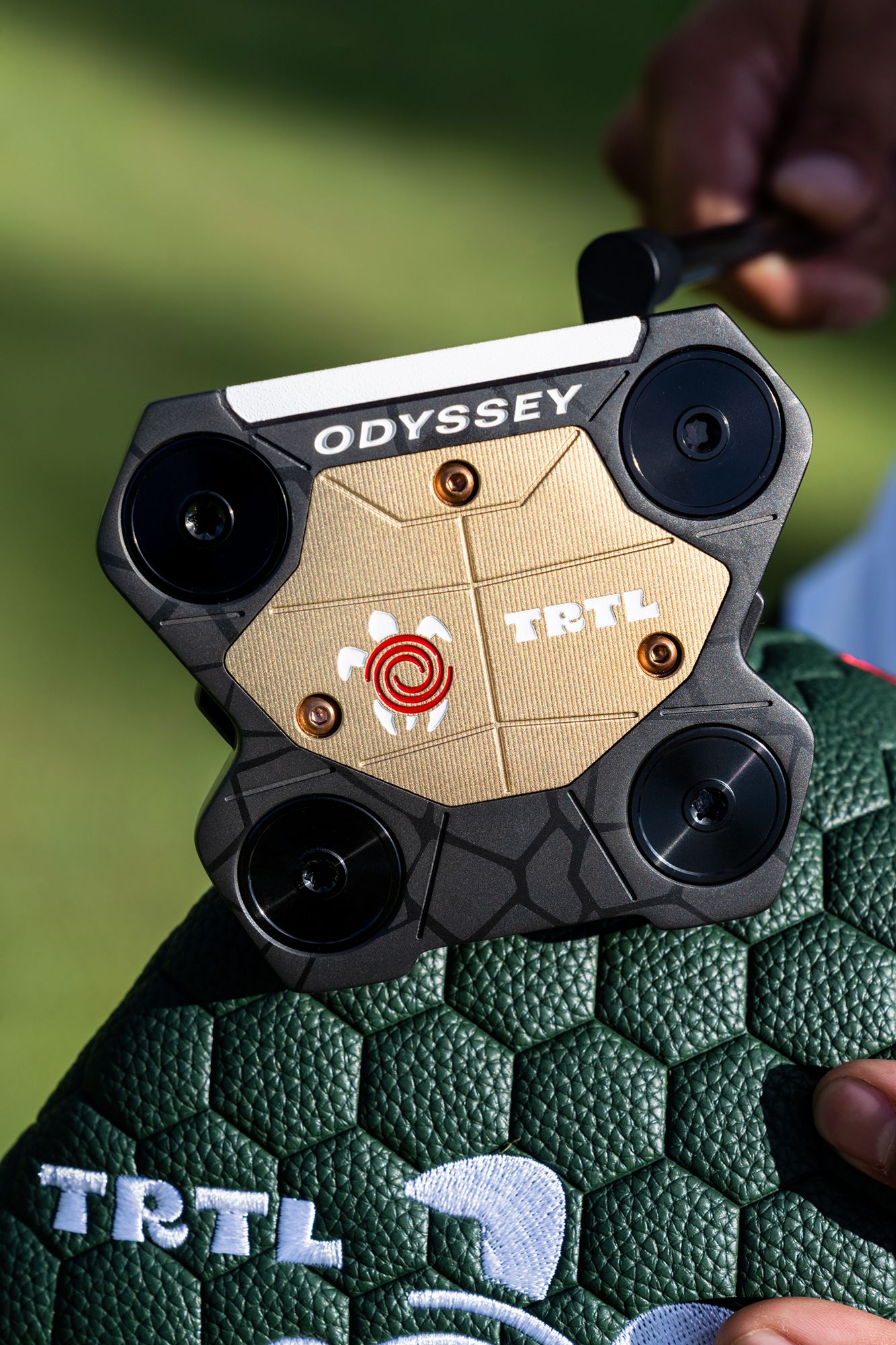 Odyssey TRTL CH Putter product image