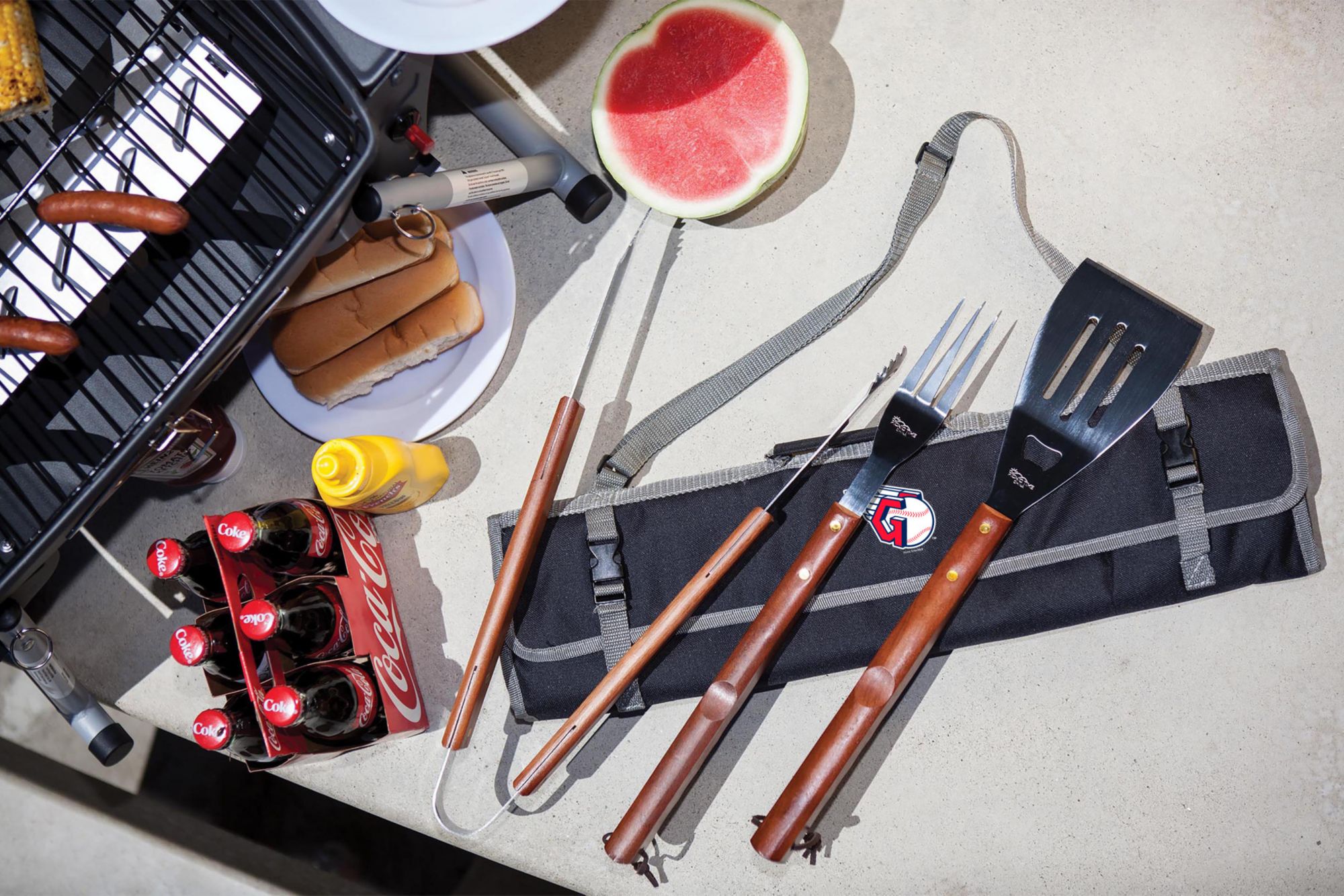 Picnic Time Cleveland Guardians 3-Piece BBQ Grill Set and Tote product image