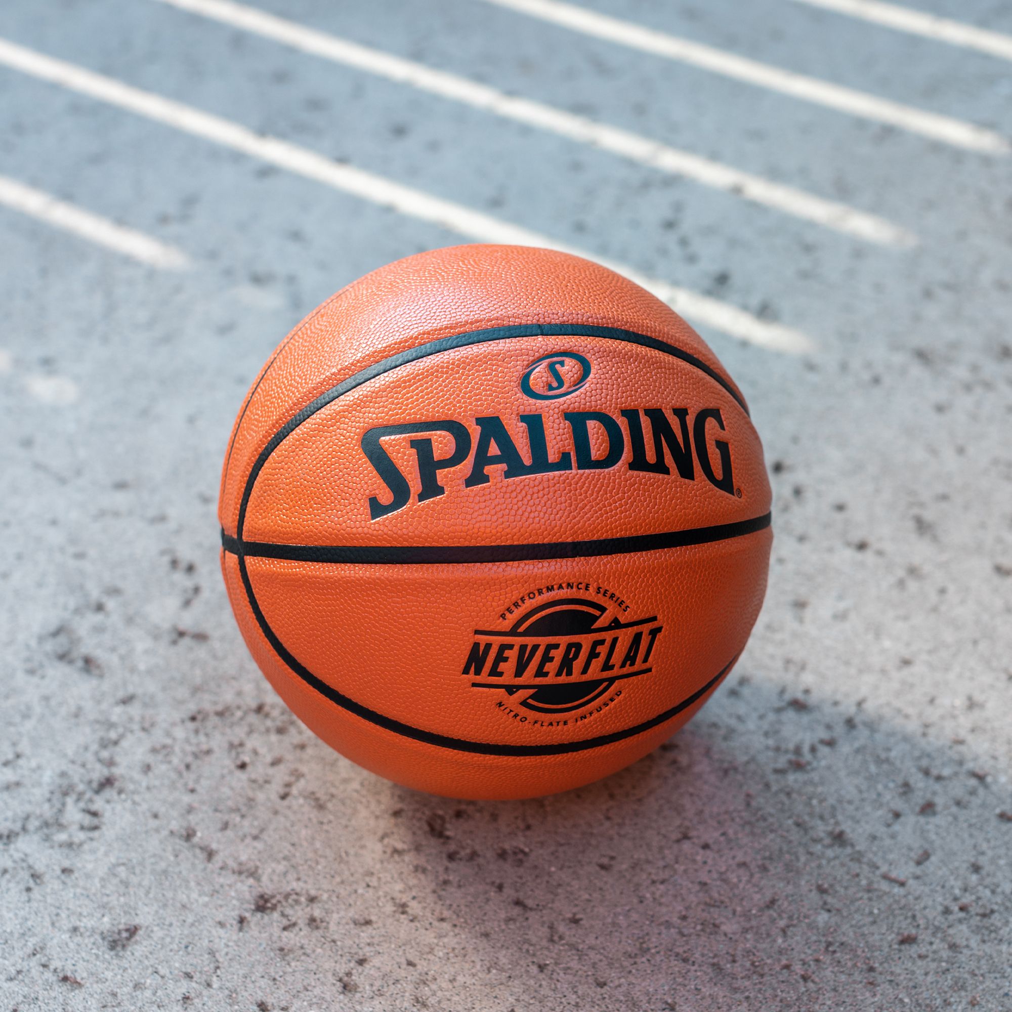 Spalding NeverFlat Basketball product image