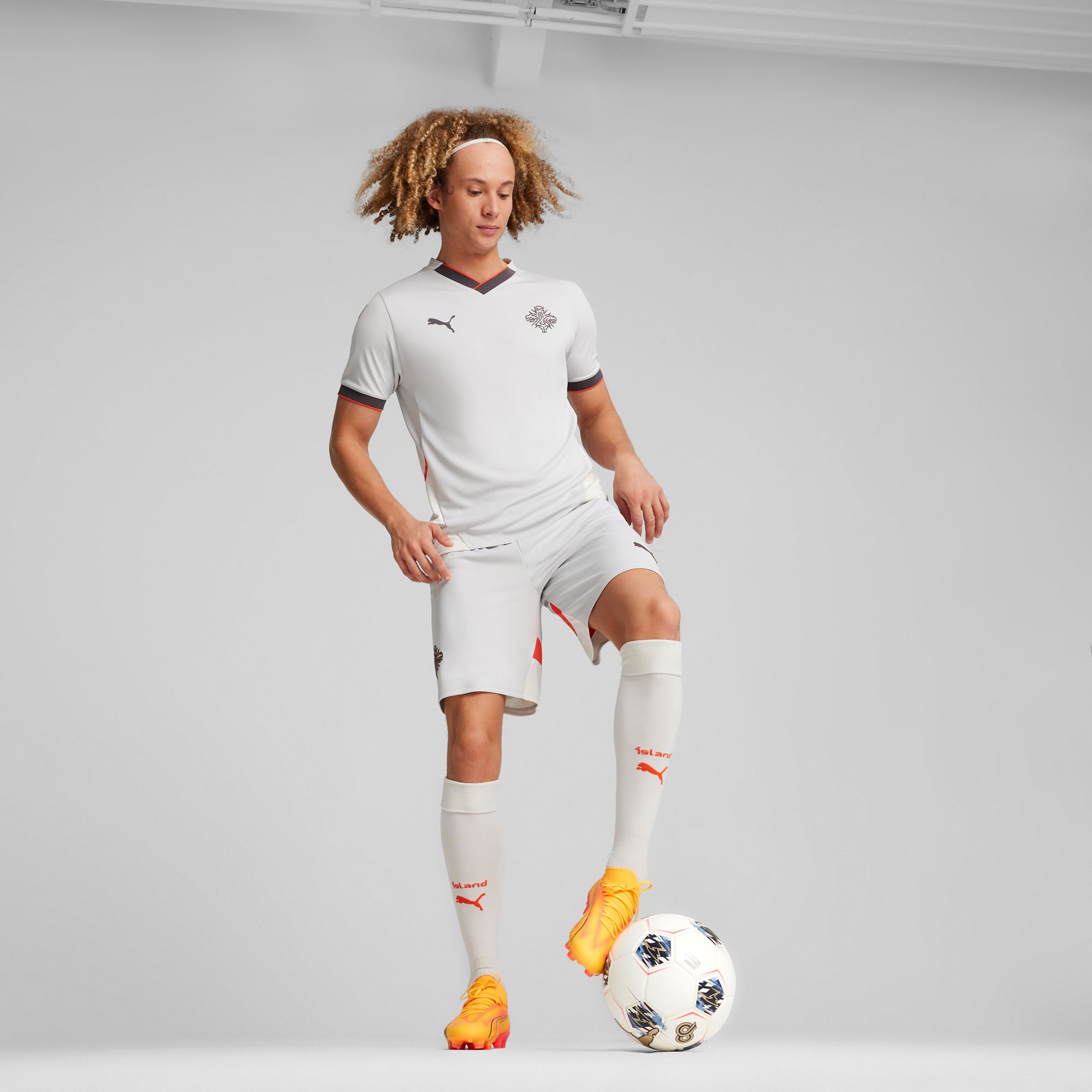 PUMA Adult Iceland 2024 Away Replica Jersey product image