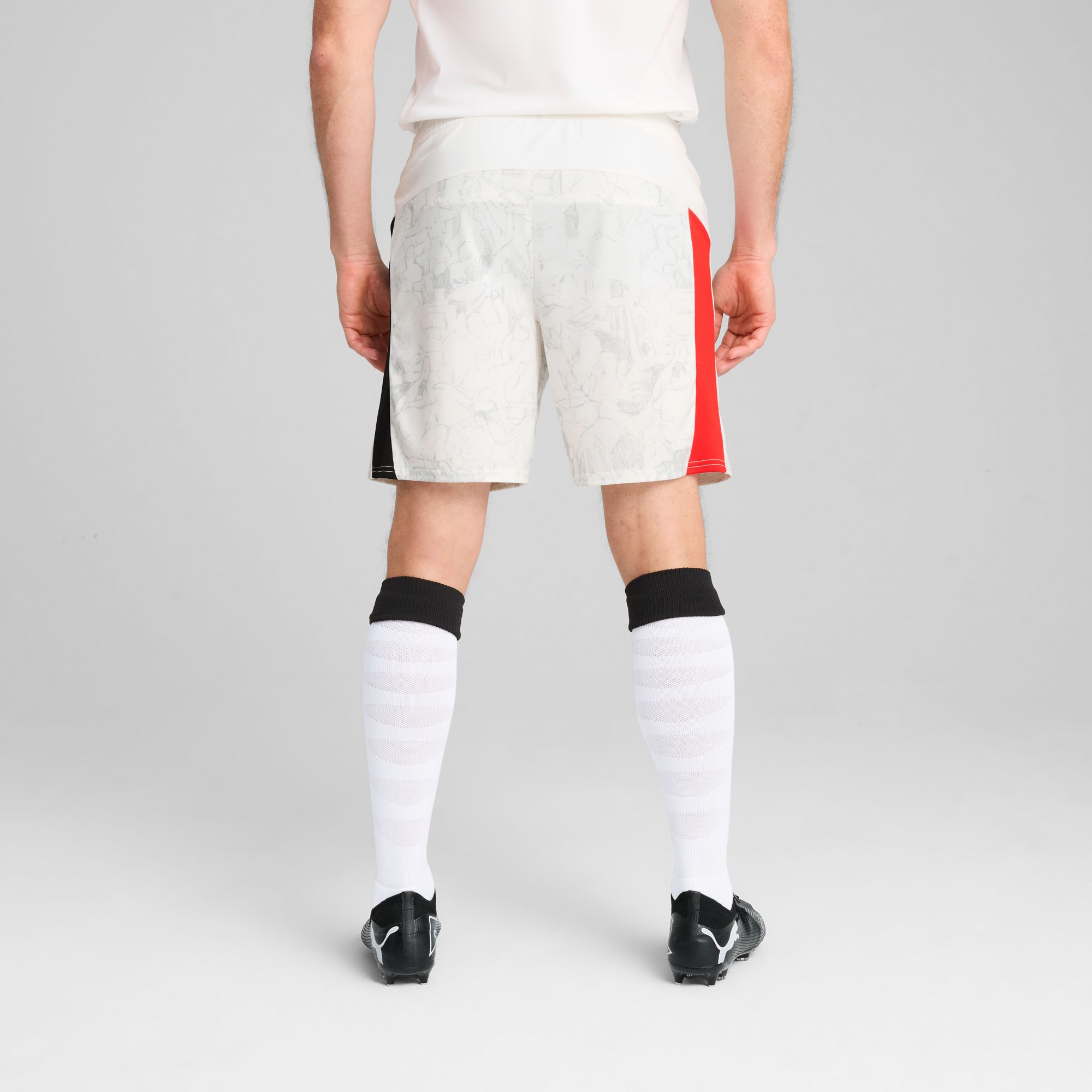 PUMA Men's Manchester City Kid Super White Shorts product image