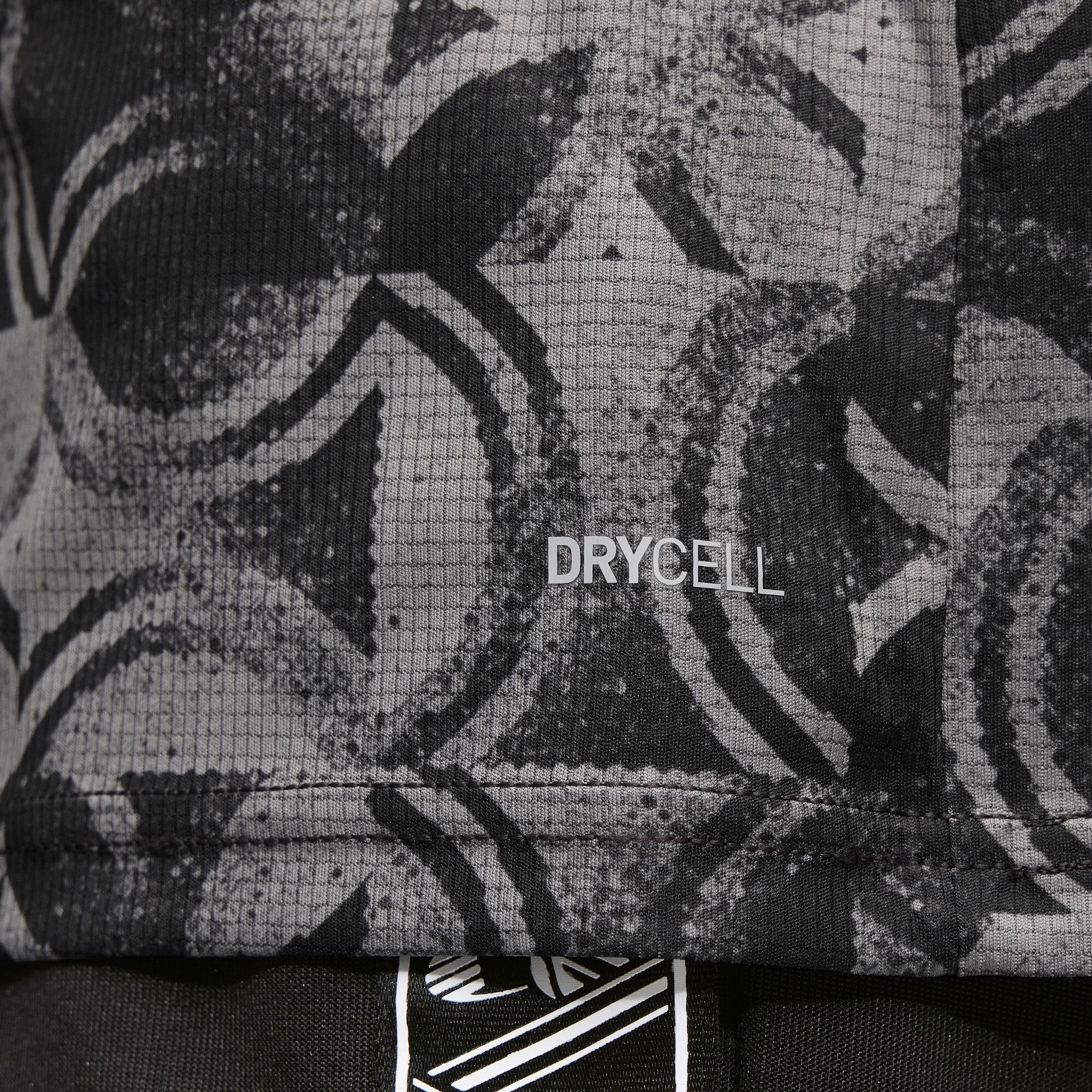 PUMA Men's Manchester City 2025 Black Away Prematch Jersey product image