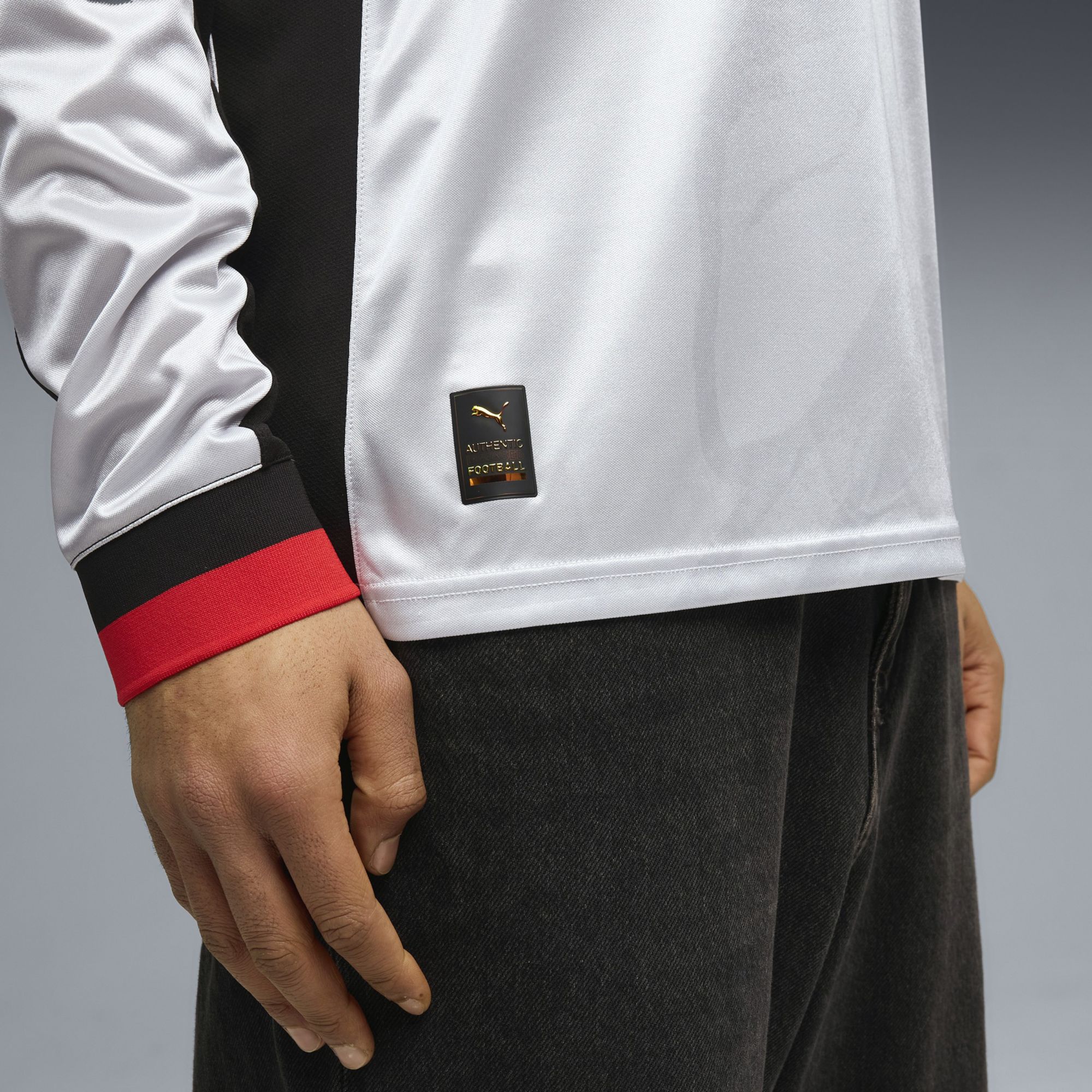 PUMA Adult AC Milan 2026 Slam Jam Silver Replica Long Sleeve Jersey product image