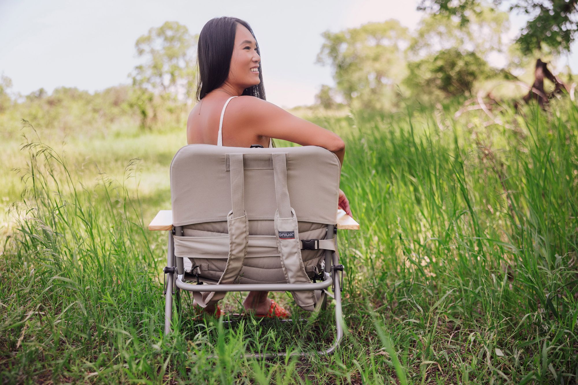 Picnic Time Descanso Padded Beach Chair product image
