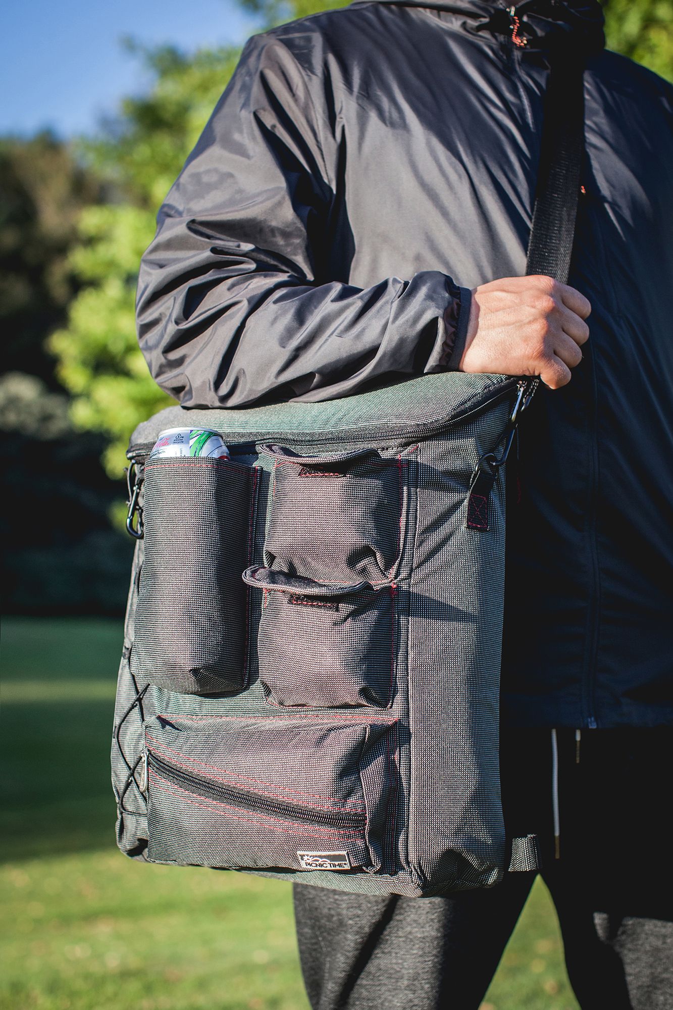 Picnic Time Fusion Camping Chair product image