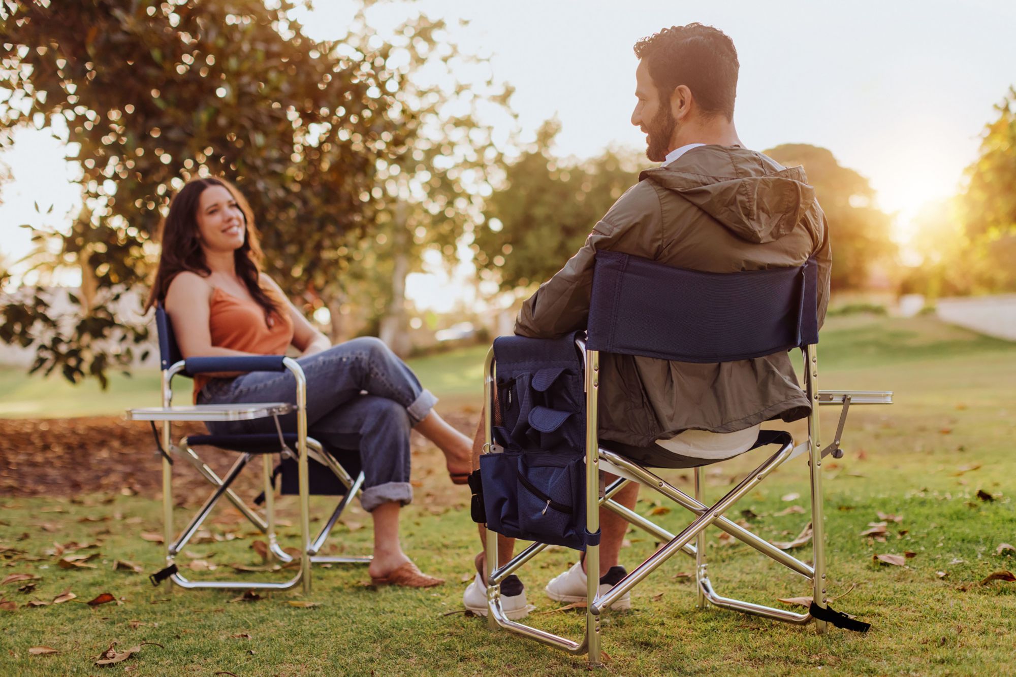 Picnic Time West Virginia Mountaineers Sports Chair with Side Table