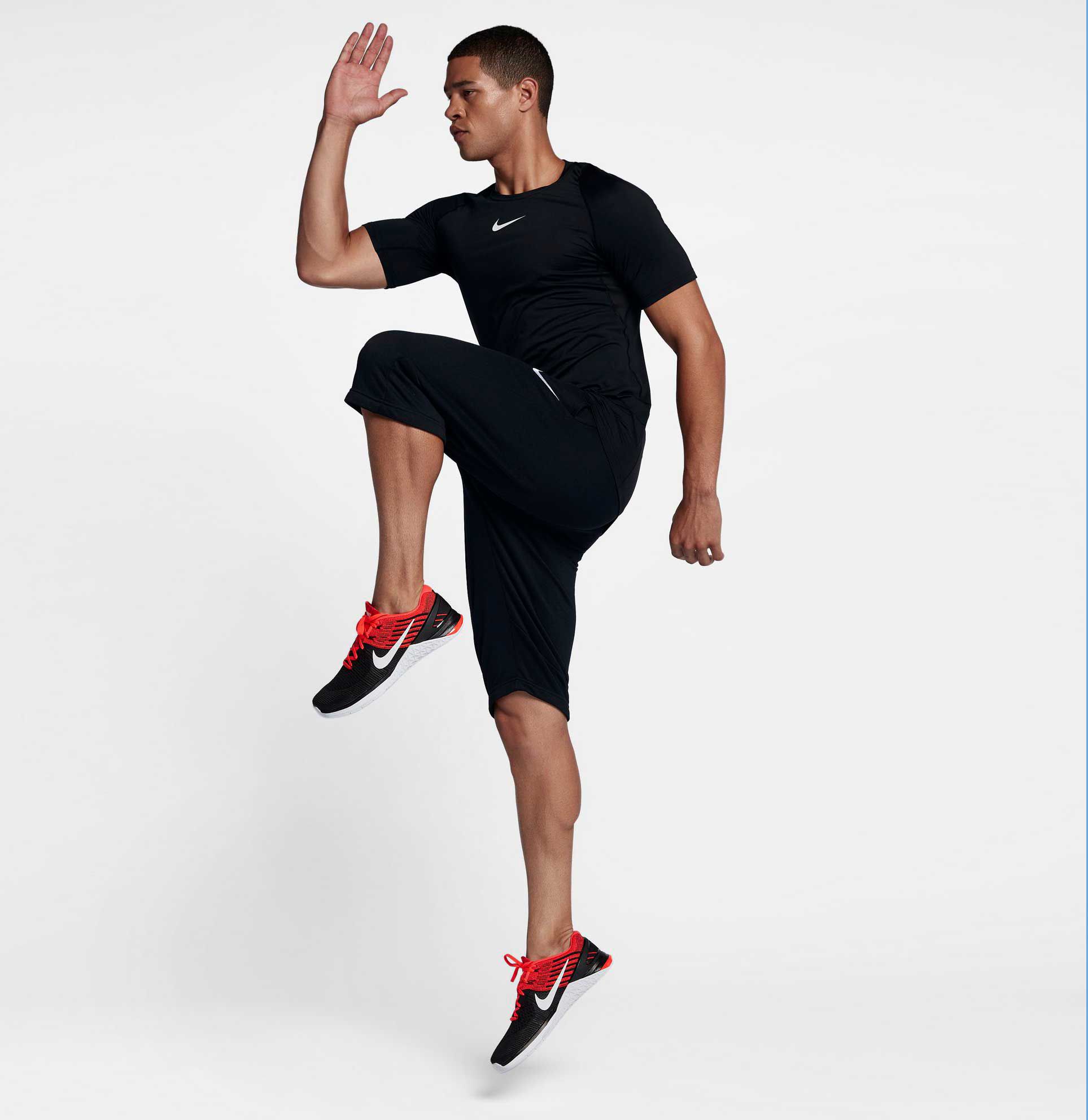 Nike Men's Pro Fitted T-Shirt product image