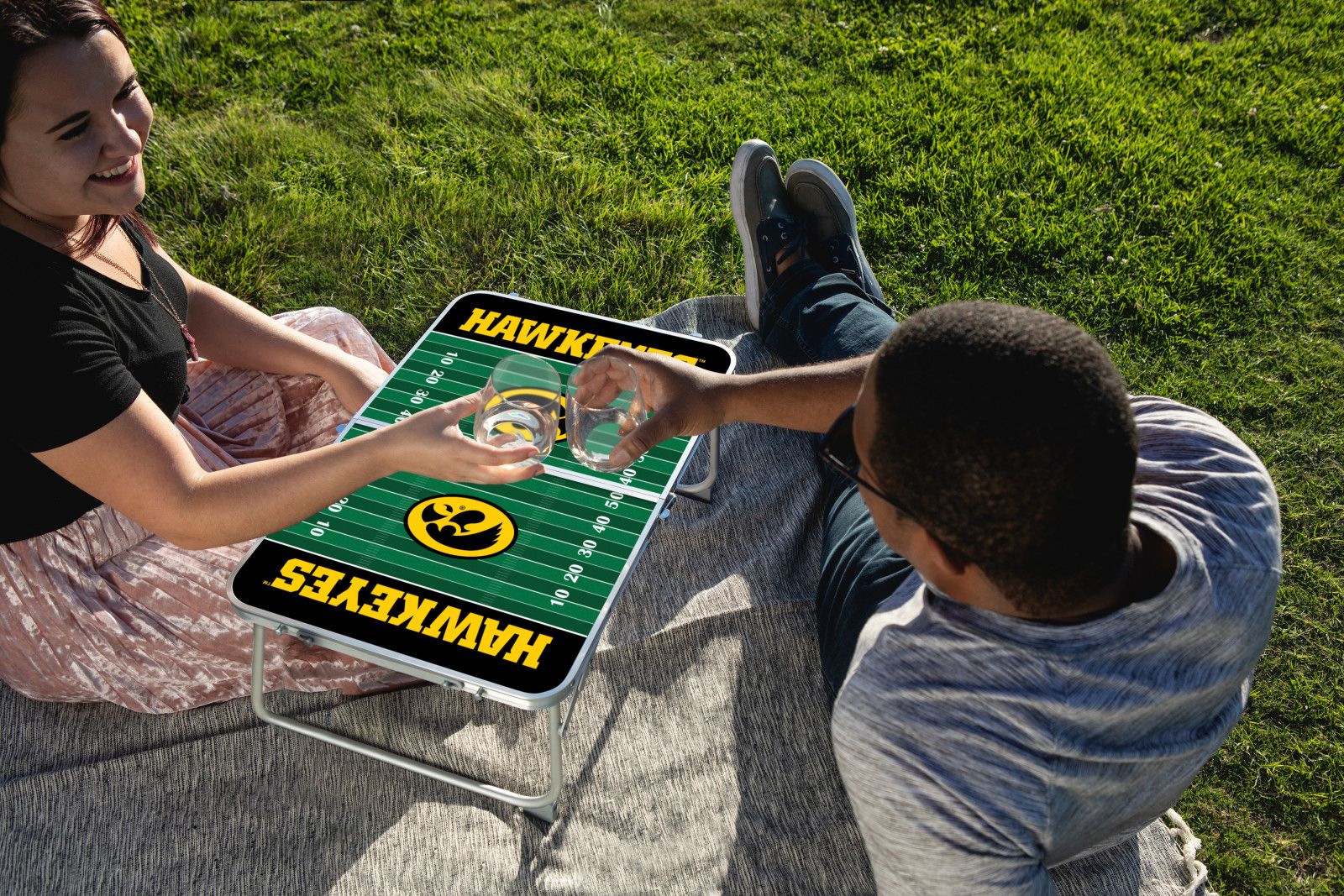 Picnic Time Iowa Hawkeyes Folding Mini Table product image