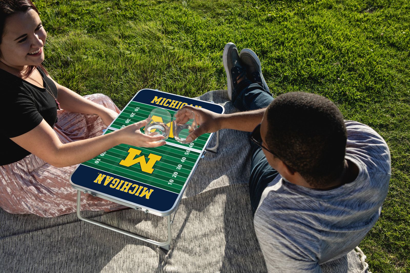 Picnic Time Michigan Wolverines Folding Mini Table product image