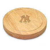 Picnic Time New York Yankees Circo Cheese Board and Knife Set product image