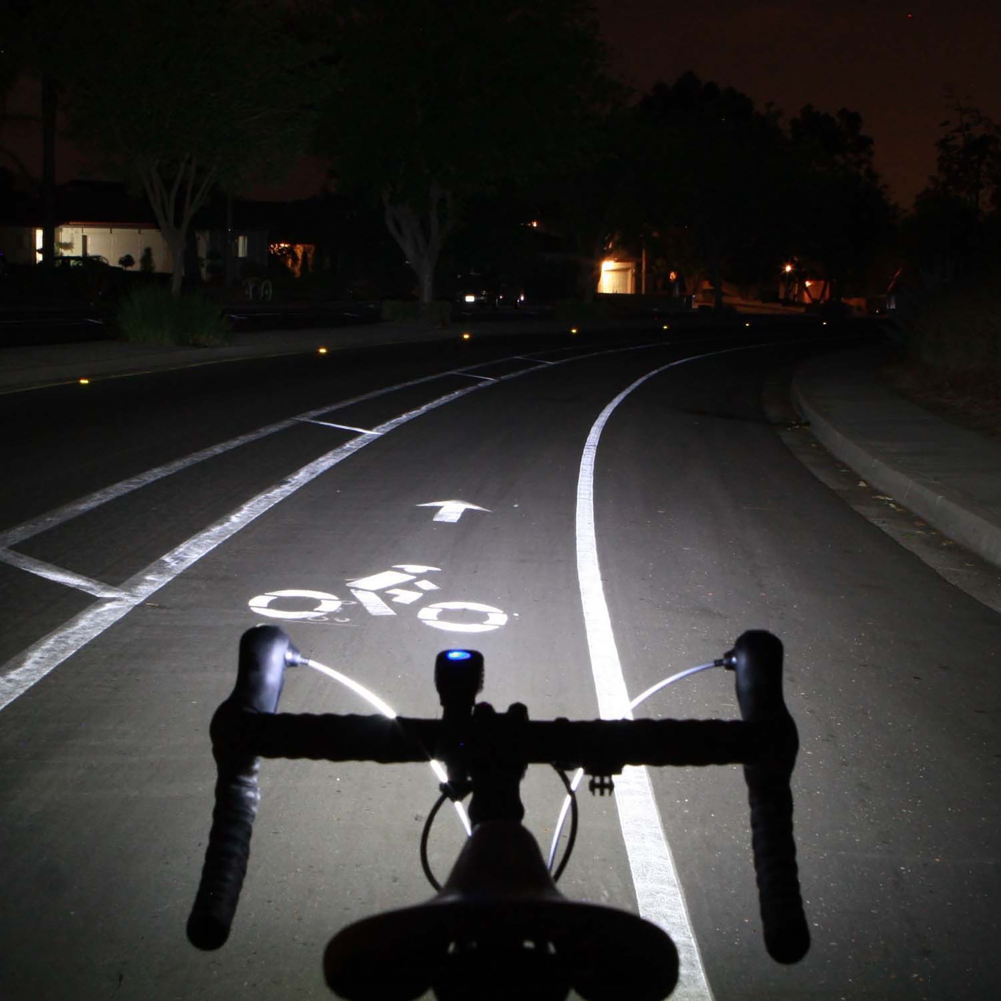 NiteRider Lumina Micro 900 Headlight / Vmax+150 Taillight Combo