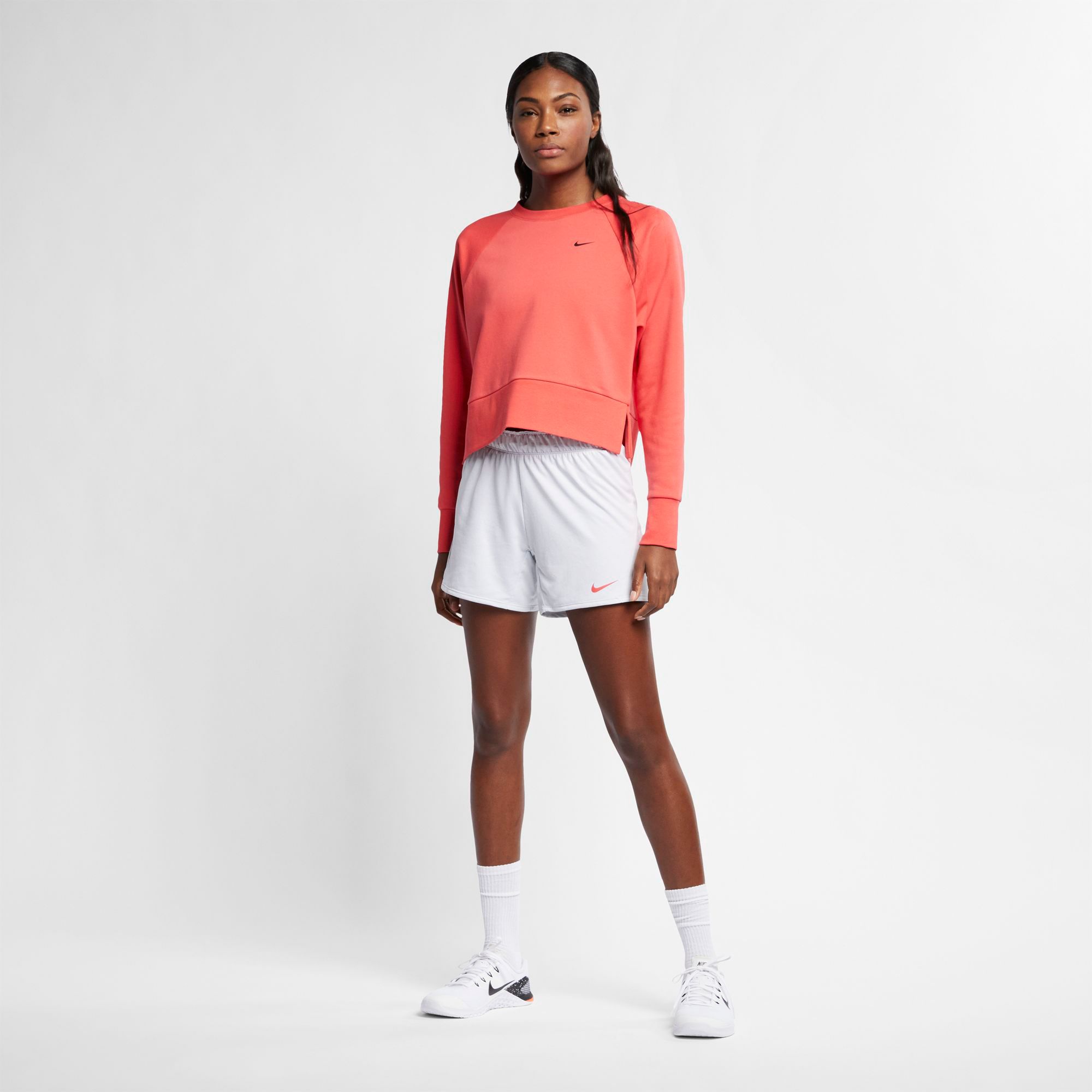 nike women's attack short fashion