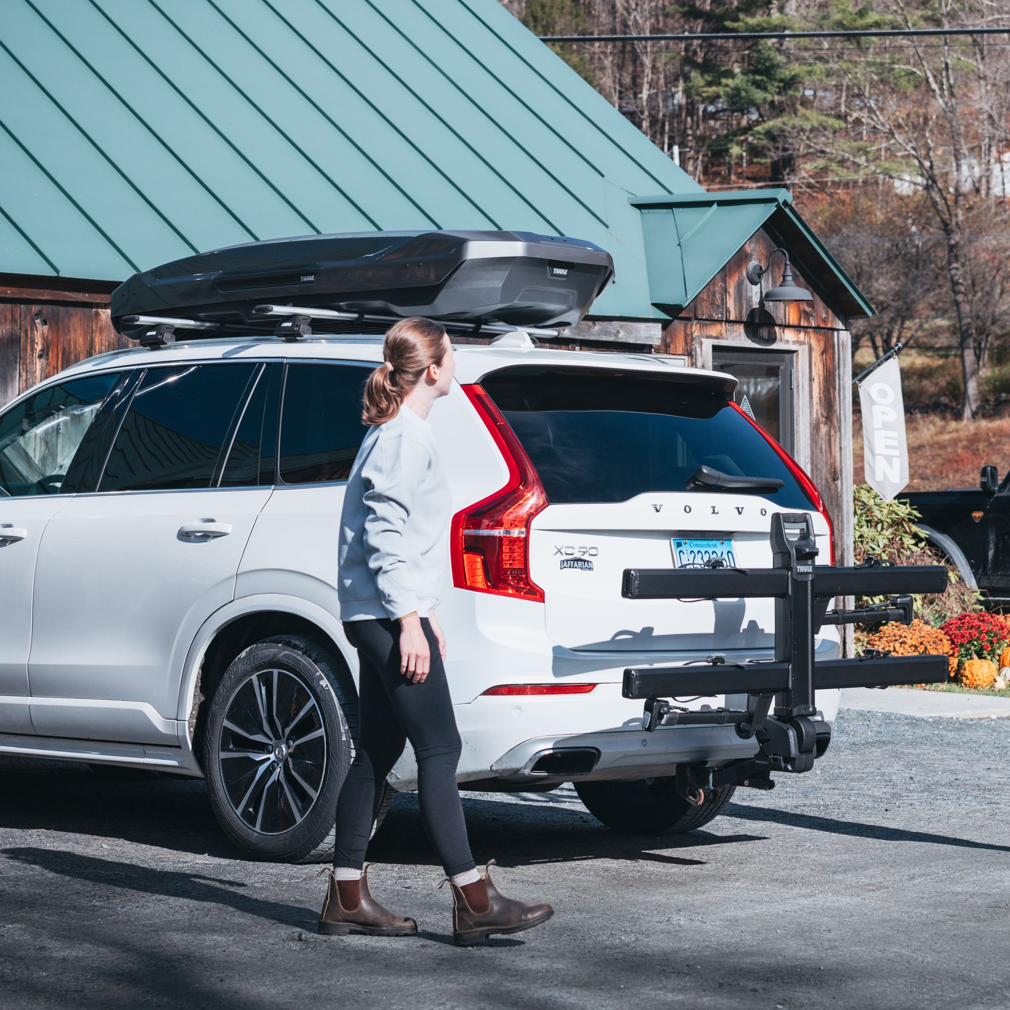 Thule Vero 2" 2-Bike Hitch Platform Bike Rack product image