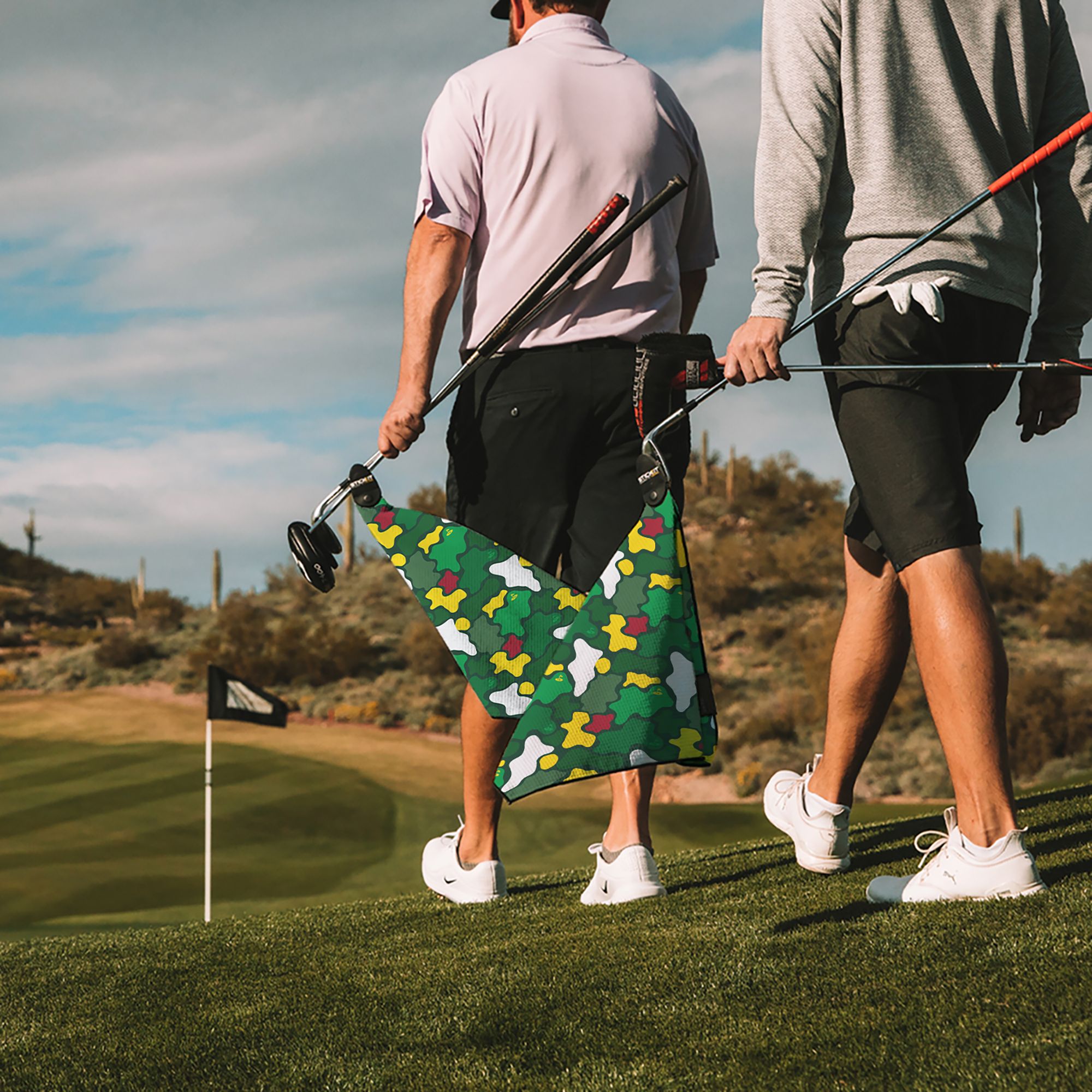 STICKIT Magnetic Golf Towel product image