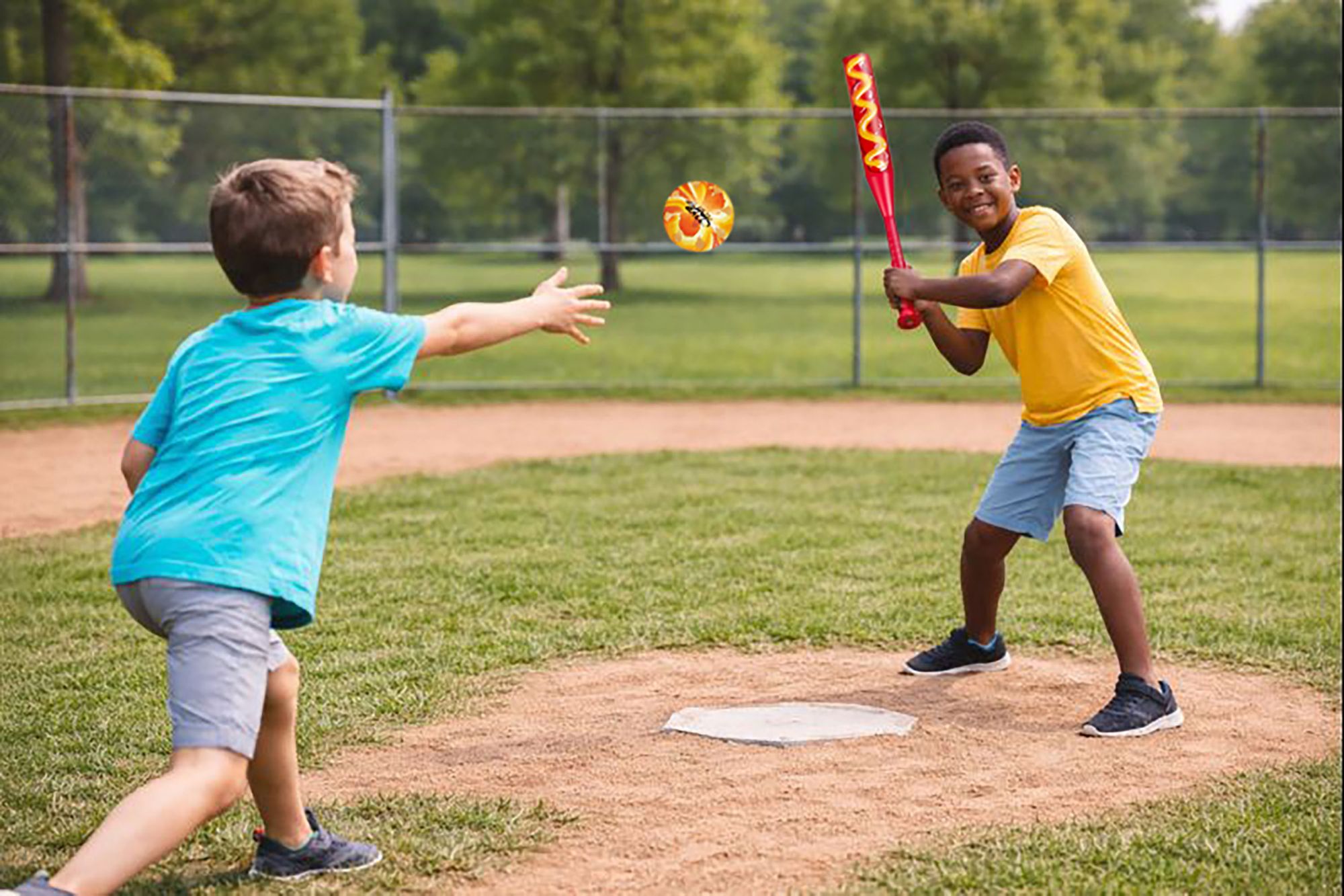 Junk Ball Home Run Hot Dog Drip Bat and Ball Set product image