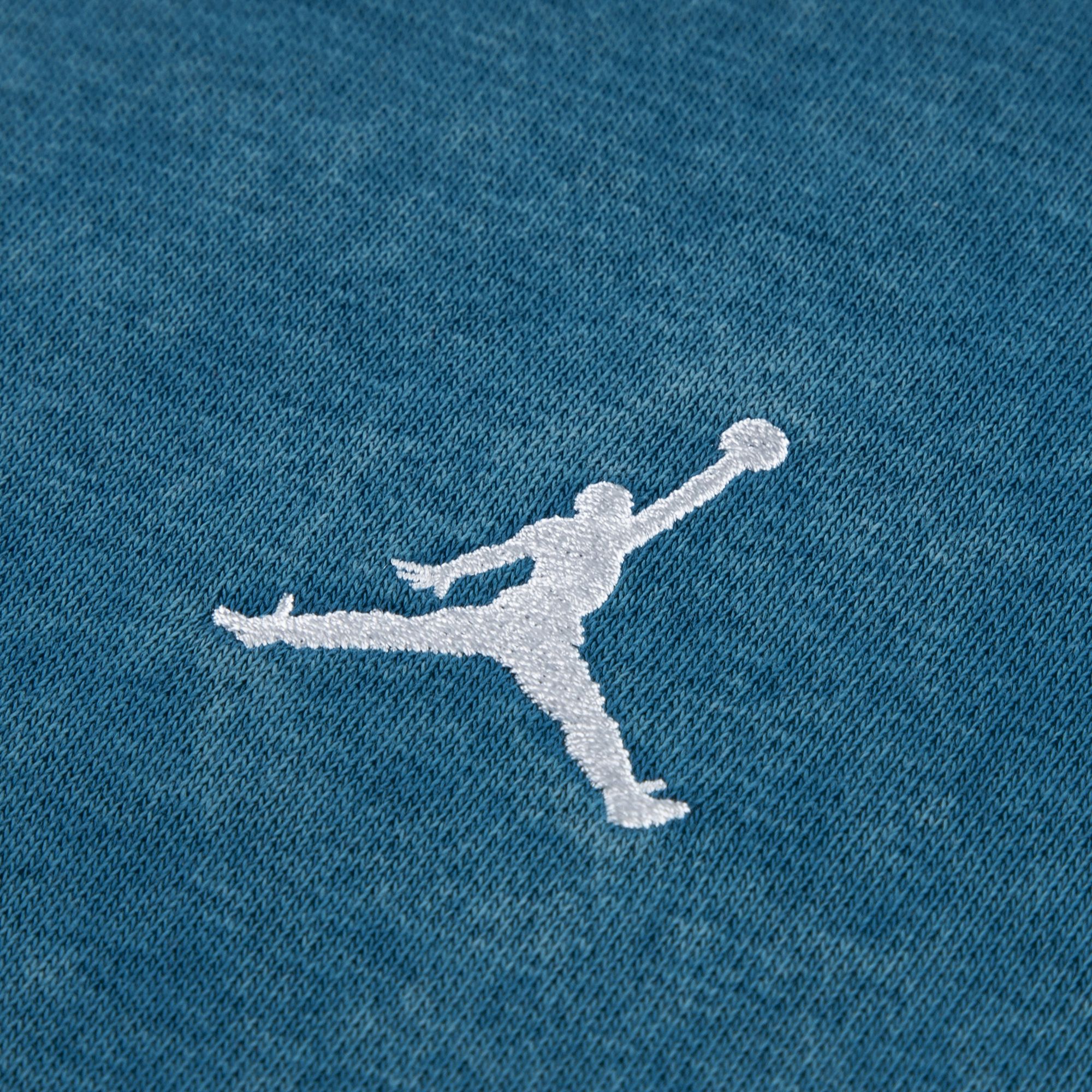 Jordan Boys' Washed Fleece Pullover Hoodie product image