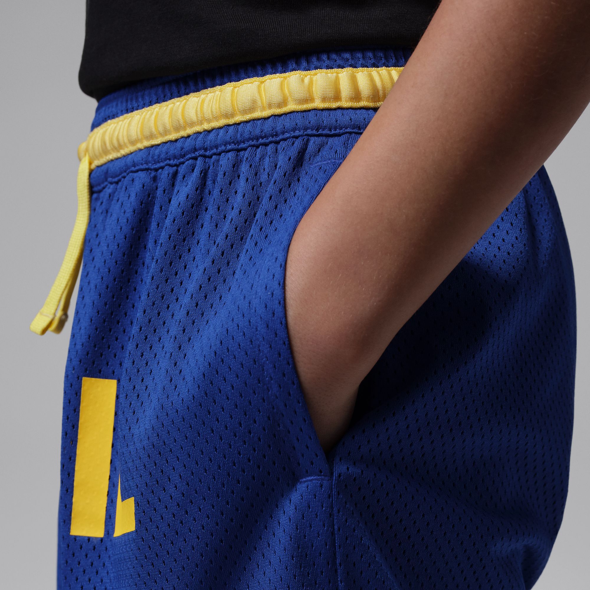 Jordan Kids' Brazil Mesh Performance Shorts product image