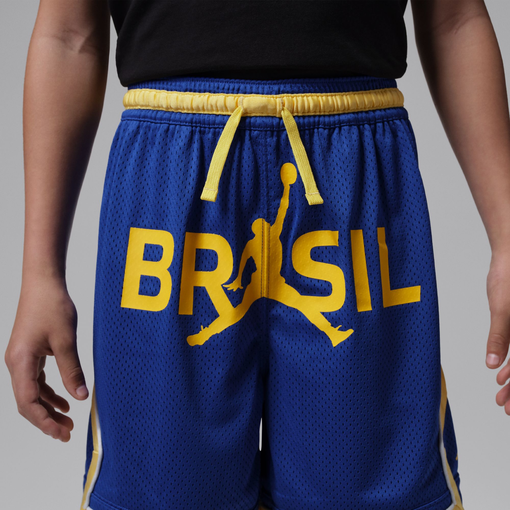 Jordan Kids' Brazil Mesh Performance Shorts product image
