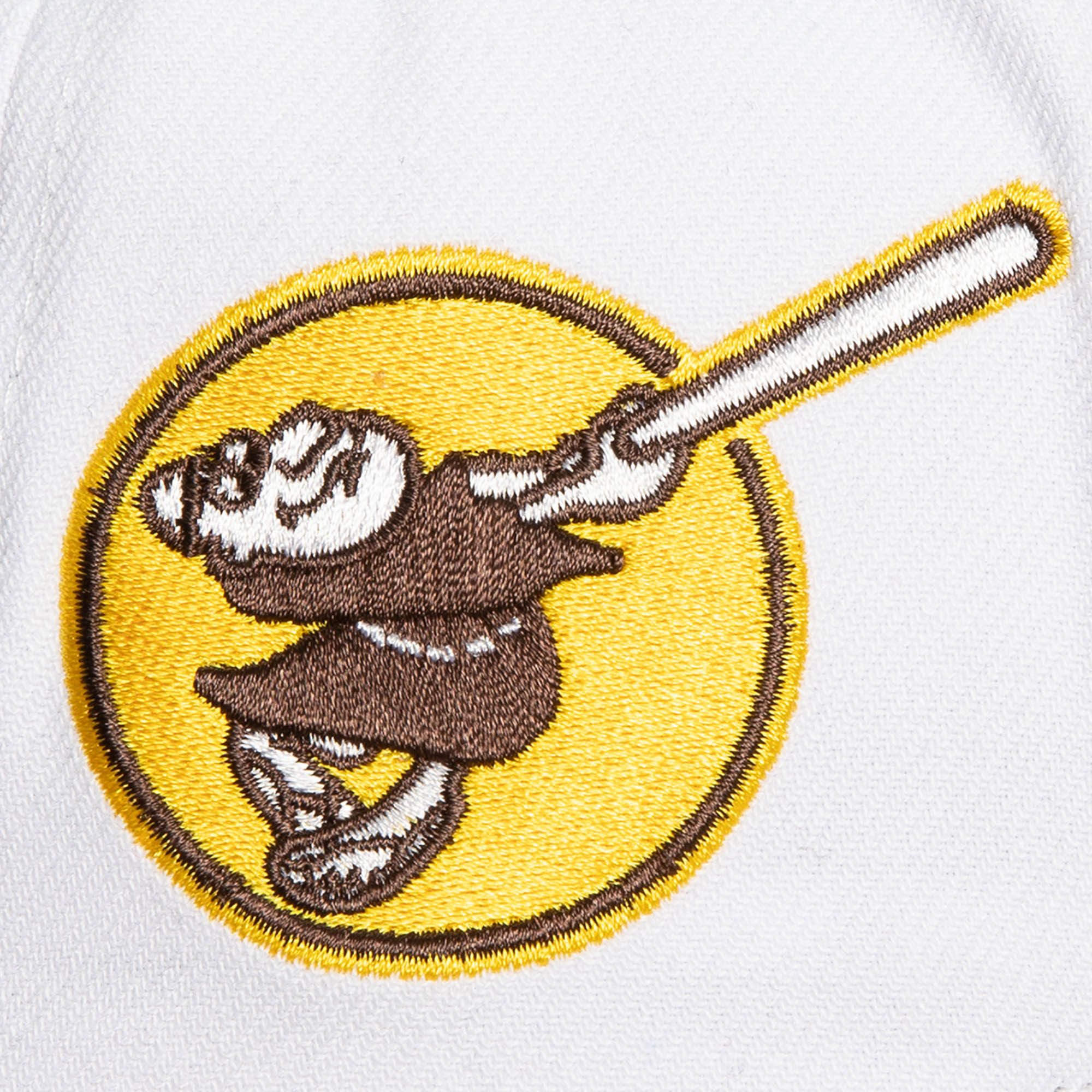 Mitchell & Ness Adult San Diego Padres White Evergreen Snapback Hat product image