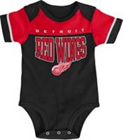 NHL Infant Detroit Red Wings Puck Happy Onsie Romper Set product image