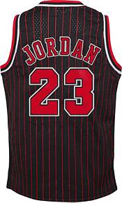 Air 23 Jordan Jersey Black-White Youth Pre-Owned Sz S( 8-10 )