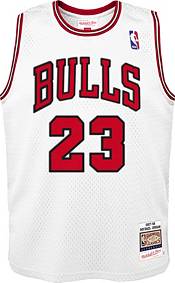 Mitchell & Ness Authentic 1997 Chicago Bulls Michael Jordan Home Jersey