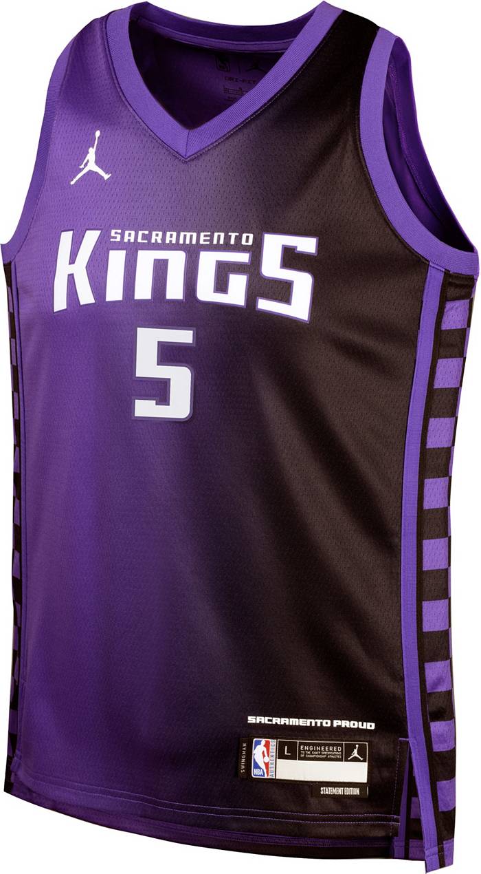 Nike Youth 2021-22 City Edition Sacramento Kings De'Aaron Fox #5 Black Swingman Jersey