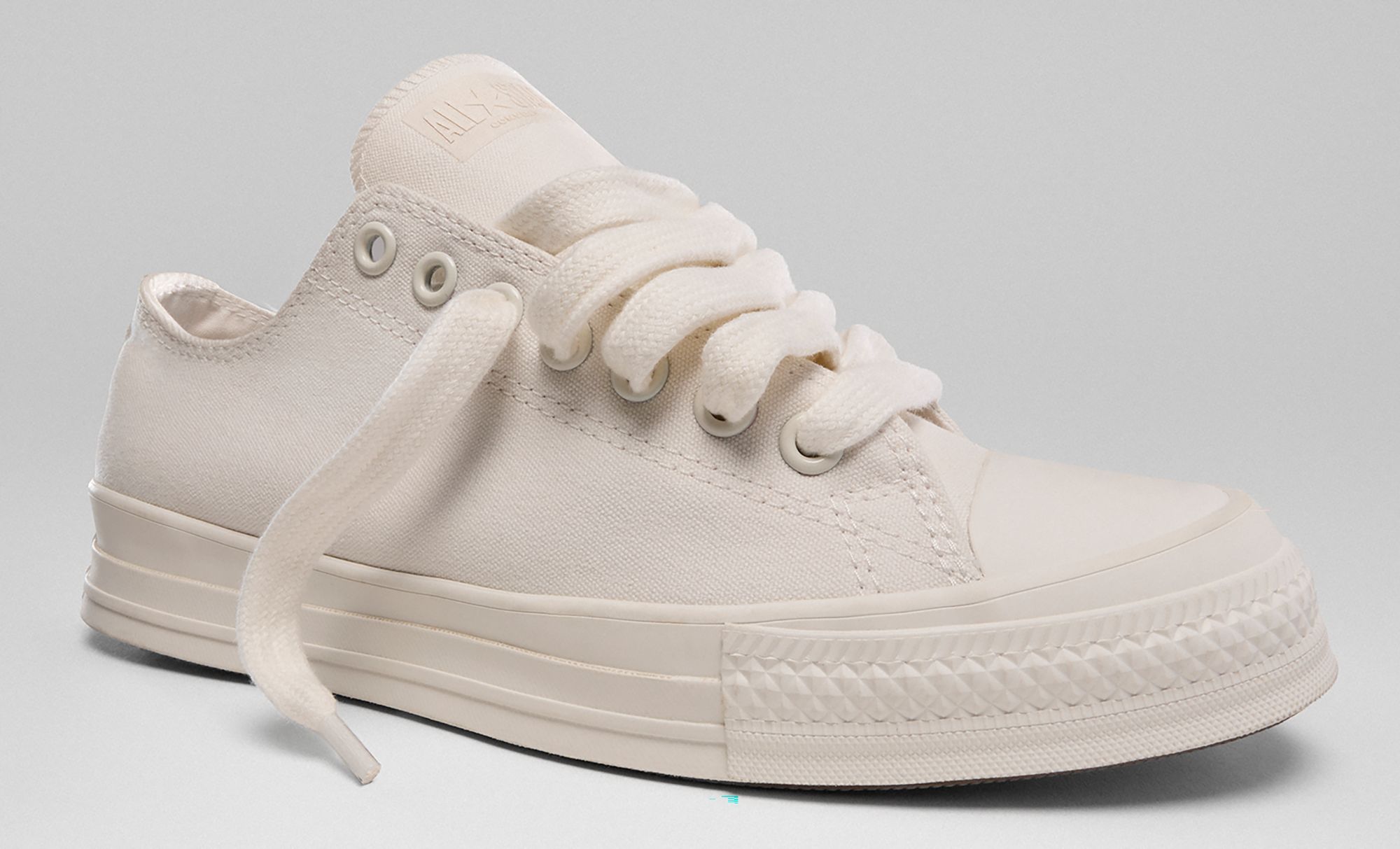 Converse Chuck Taylor Throwback Low Top Shoes product image