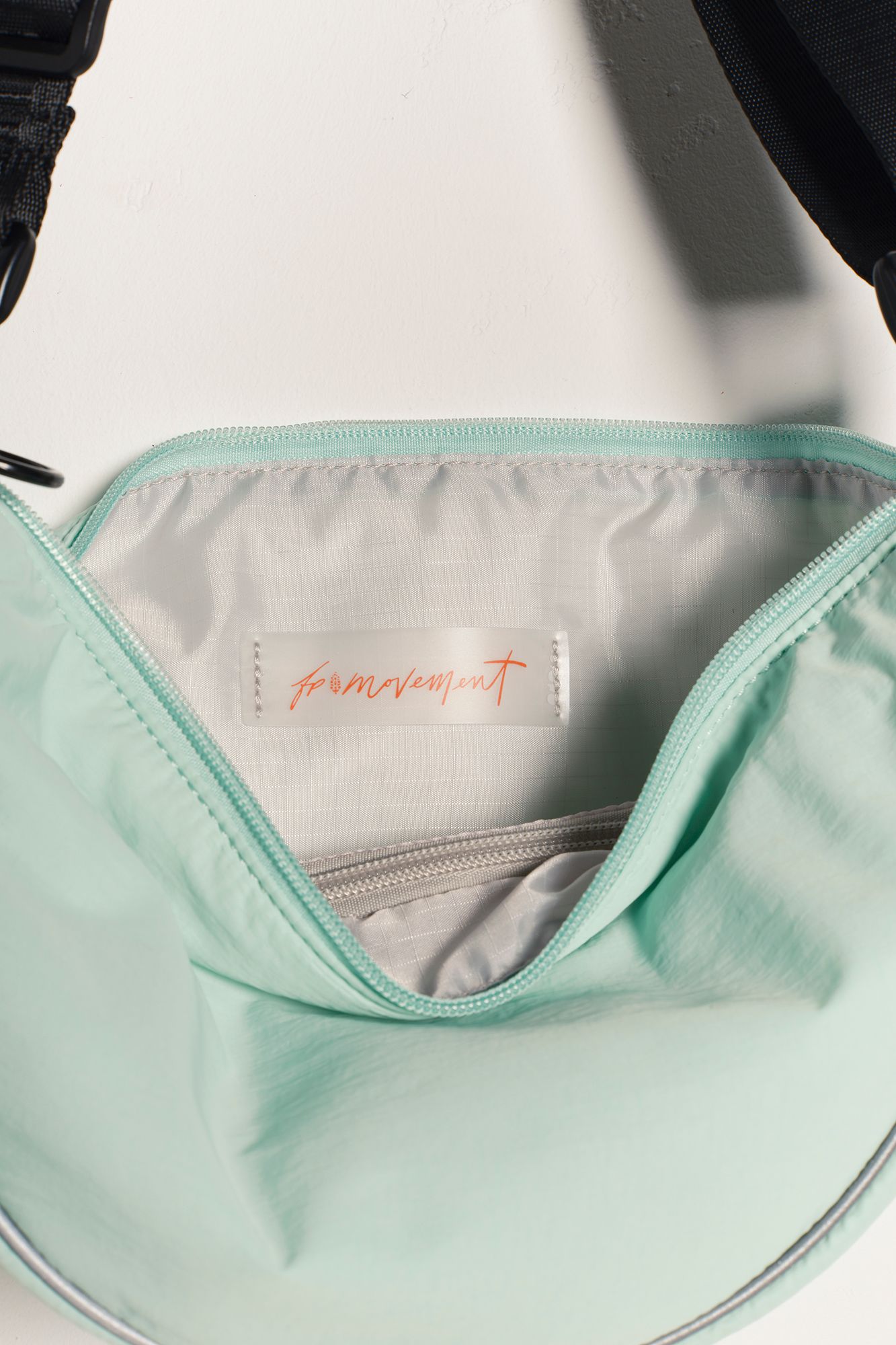 FP Movement Women's Bulls Eye Sling Bag product image