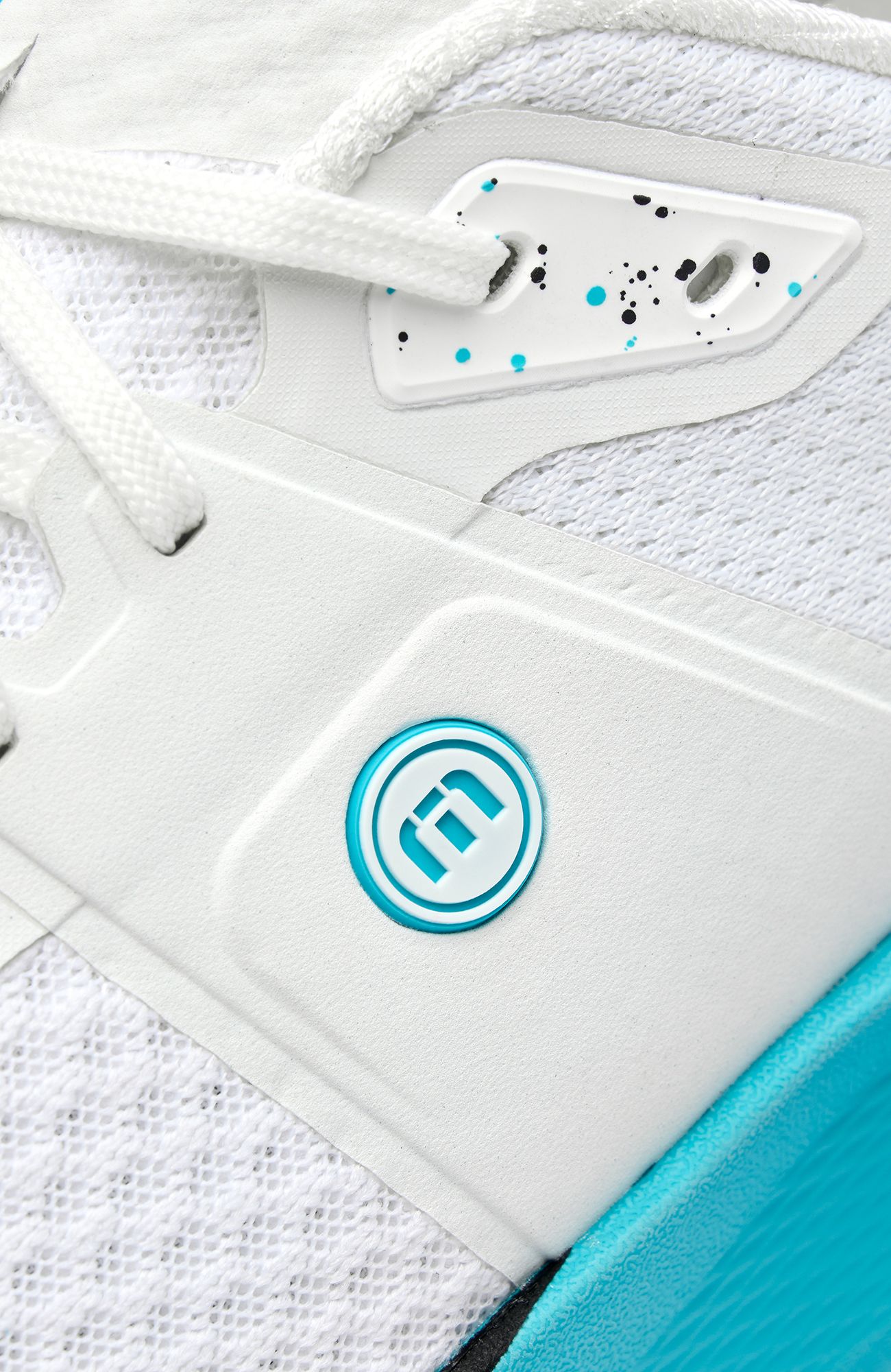 TravisMathew Men's The Nuage Spikeless Golf Shoes product image