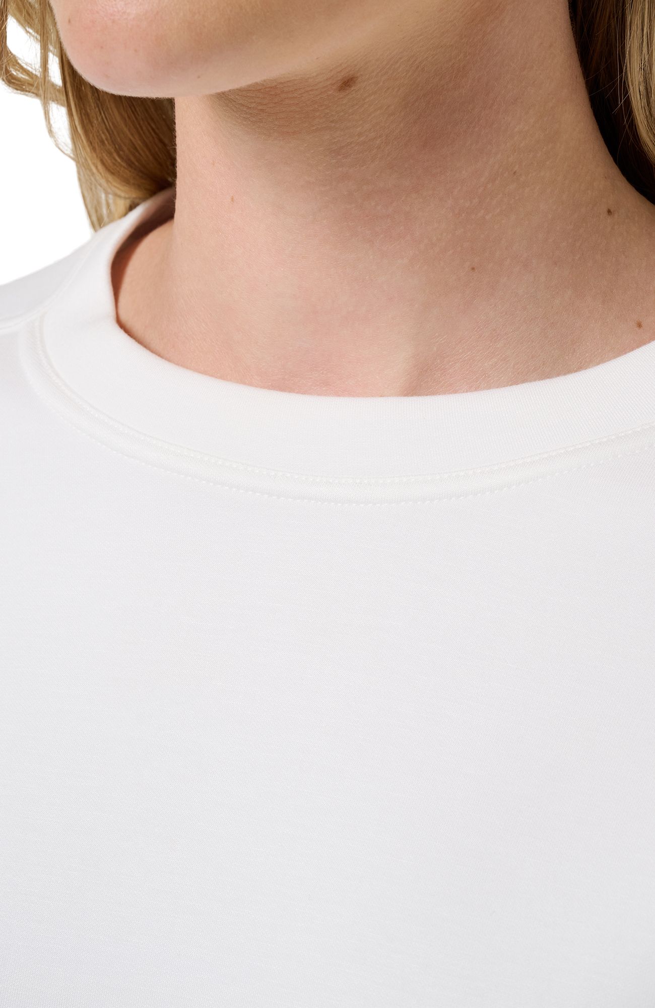 TravisMathew Women's Cloudscape Golf Pullover product image