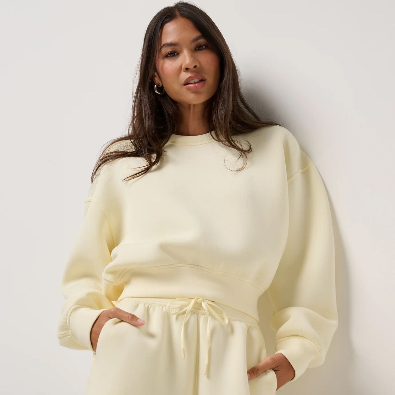 TravisMathew Women's Cloudscape Golf Pullover product image