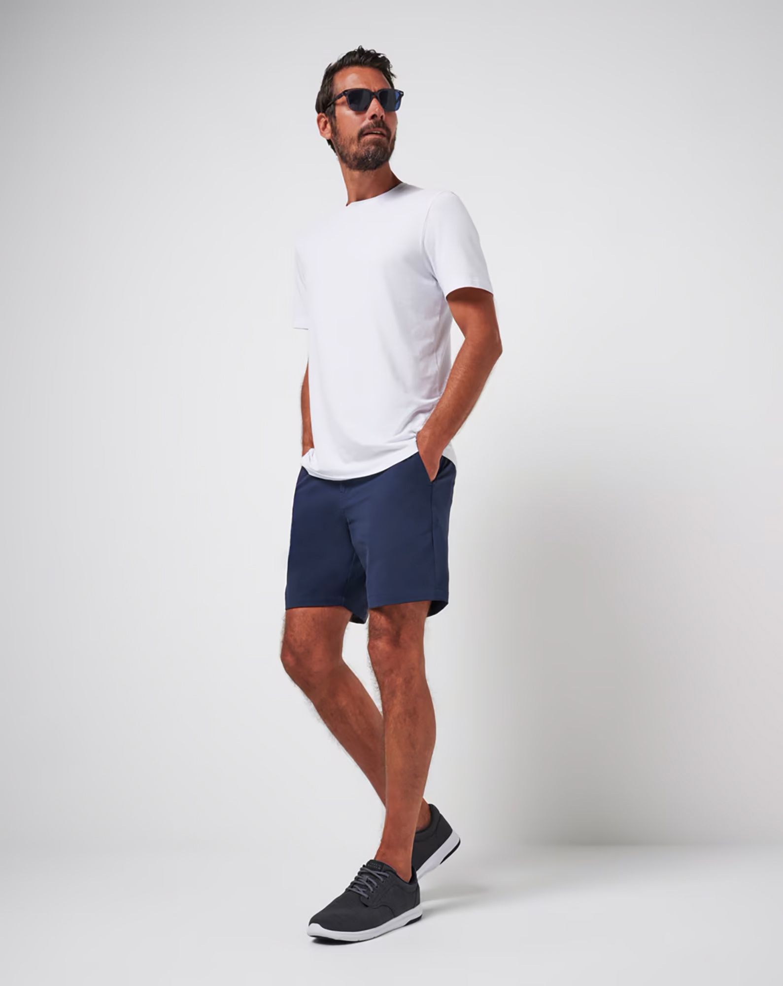 TravisMathew Men's 8" StretchKnit Golf Short product image