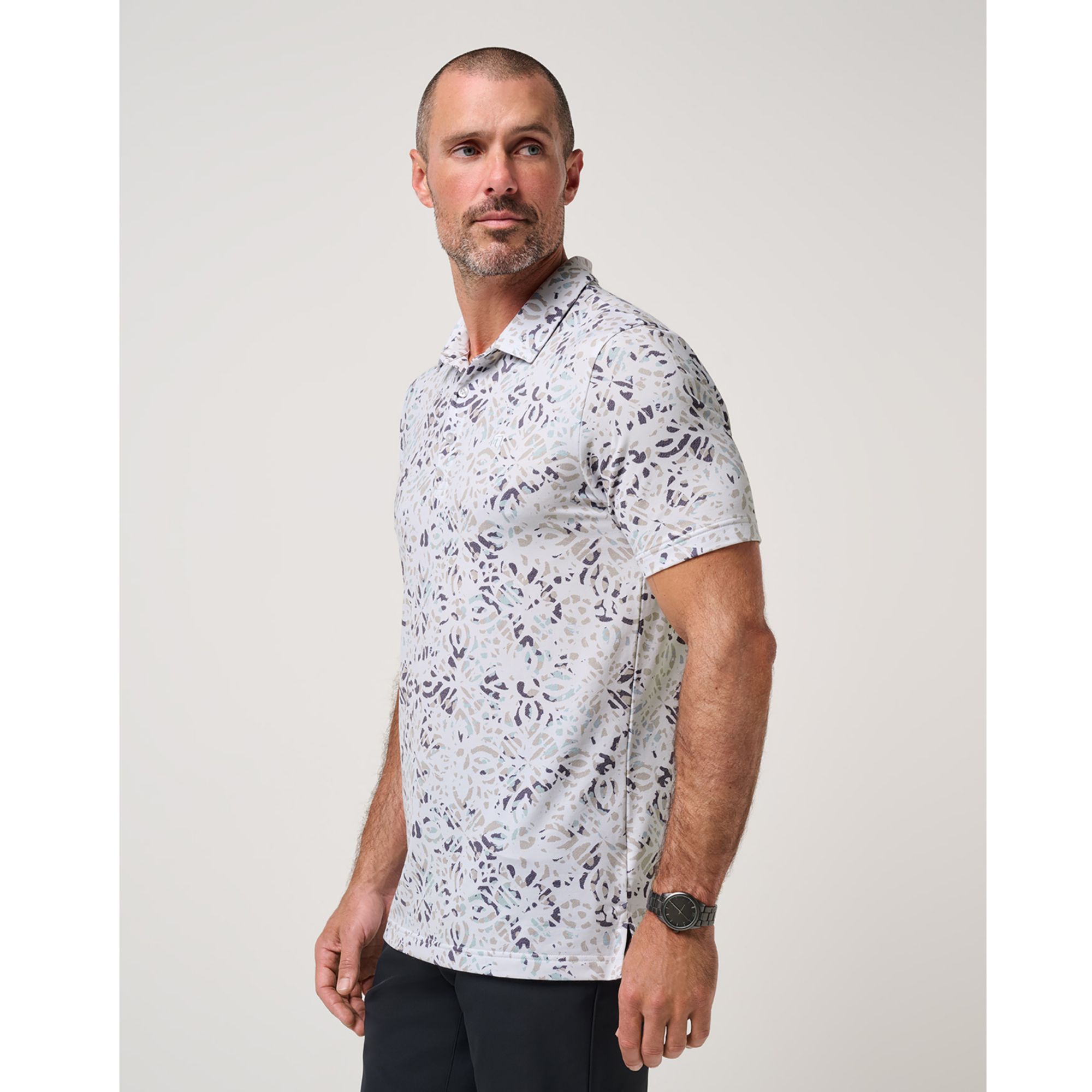 TravisMathew Men's Featherweight Chill Golf Polo product image