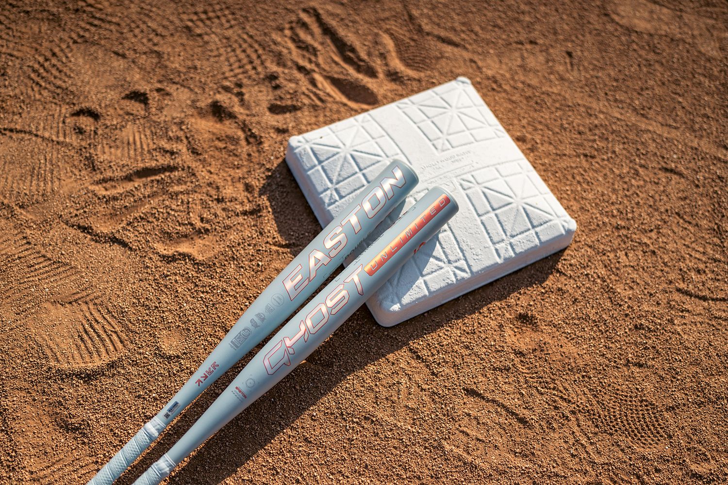 Easton Ghost Unlimited Fastpitch Bat 2025 (-11) product image