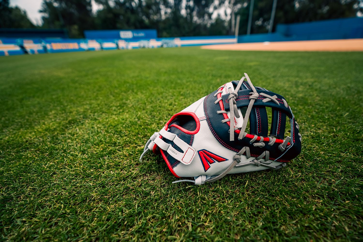 Easton 13" Professional Collection Color Splash Series Fastpitch First Base Mitt product image