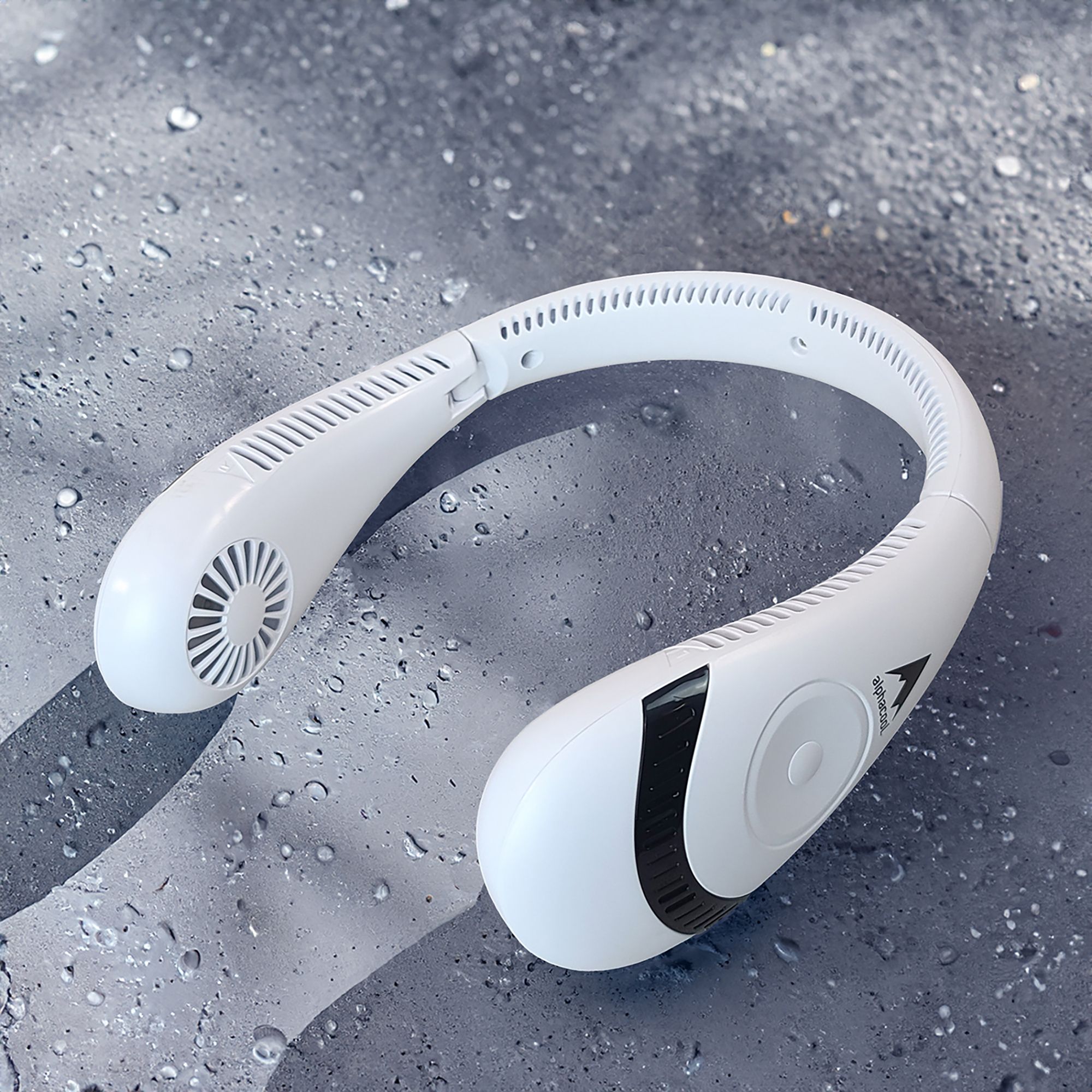 AlphaCool Wearable Bladeless Neck Fan product image