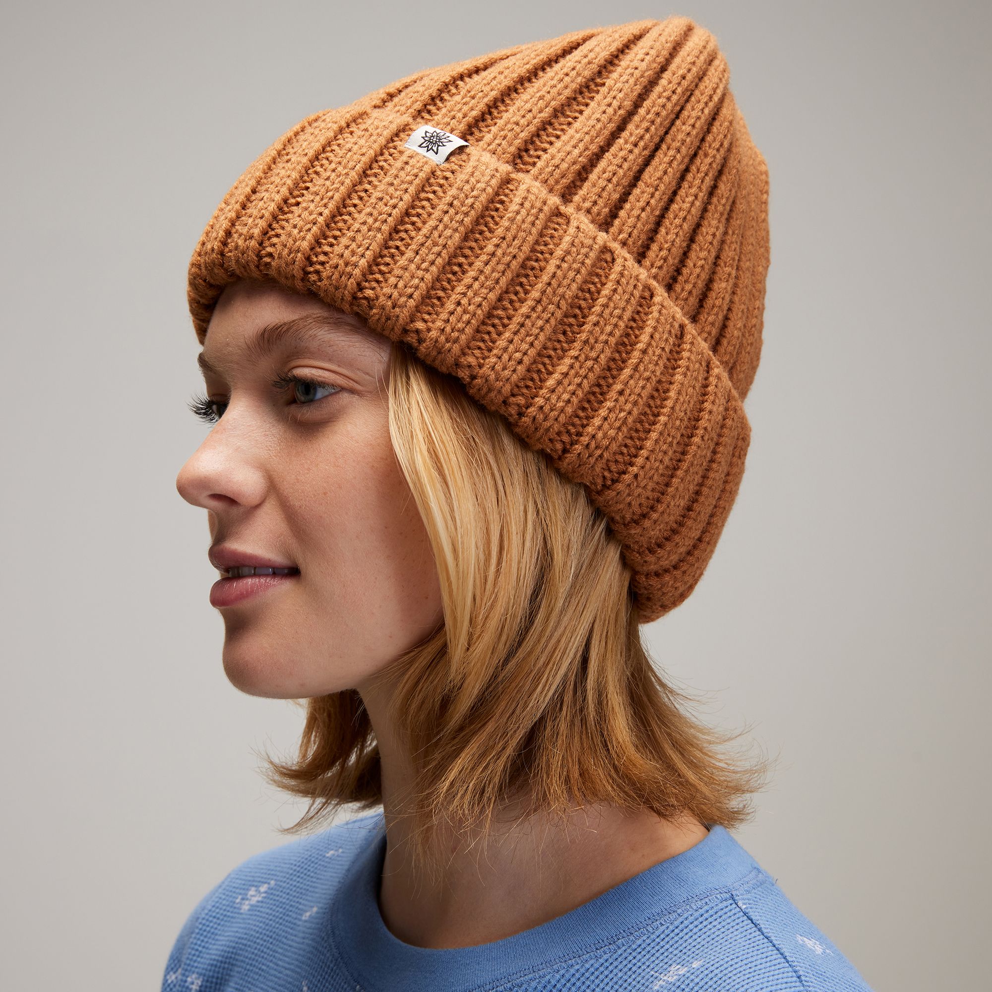 Alpine Design Women's Chunky Rib Knit Beanie product image