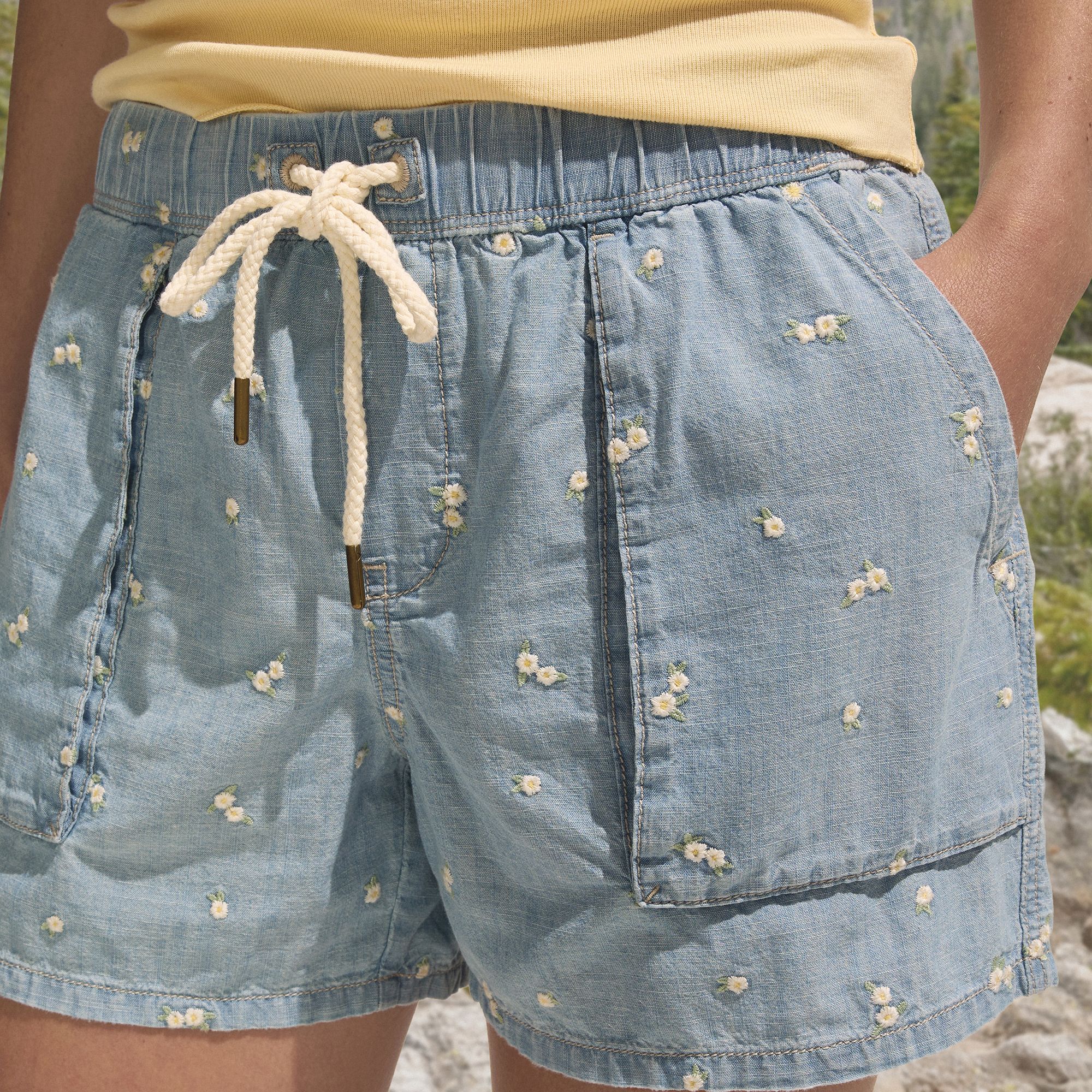Alpine Design Women's 4" Lightweight Twill Short product image
