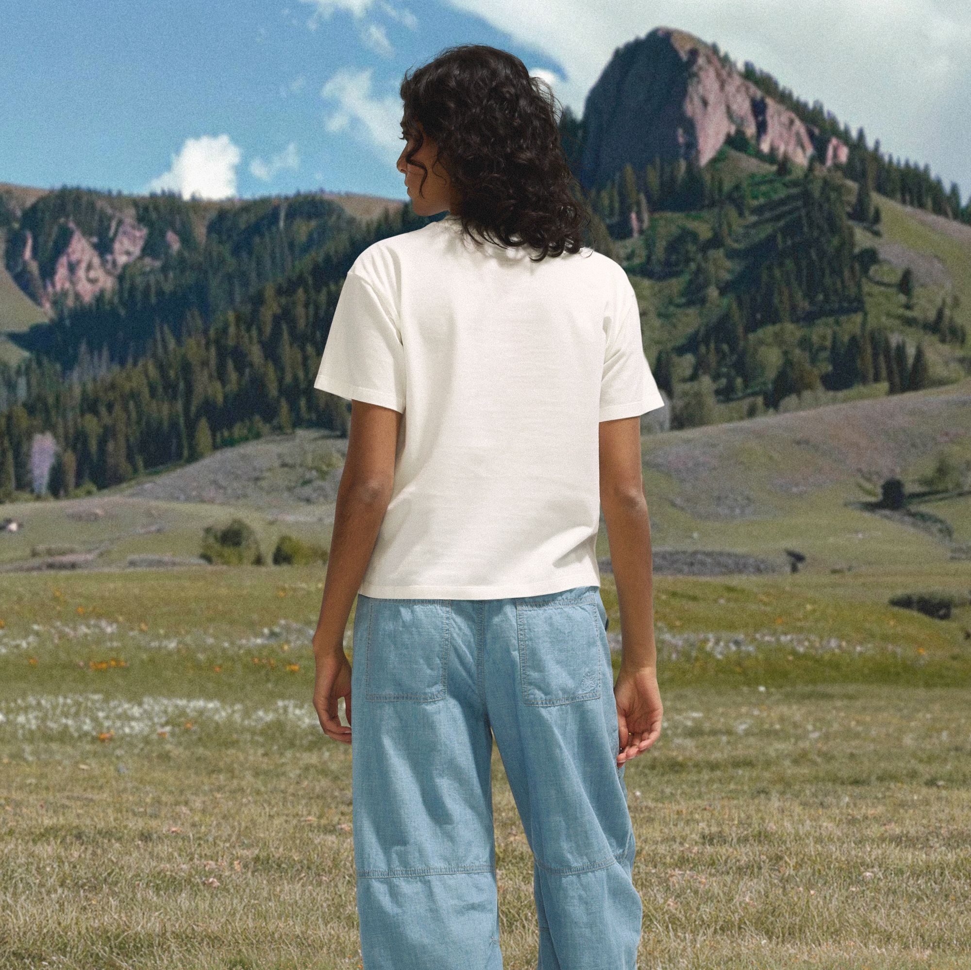 Alpine Design Women's Short Sleeve Hike Jersey Peanuts T-Shirt product image