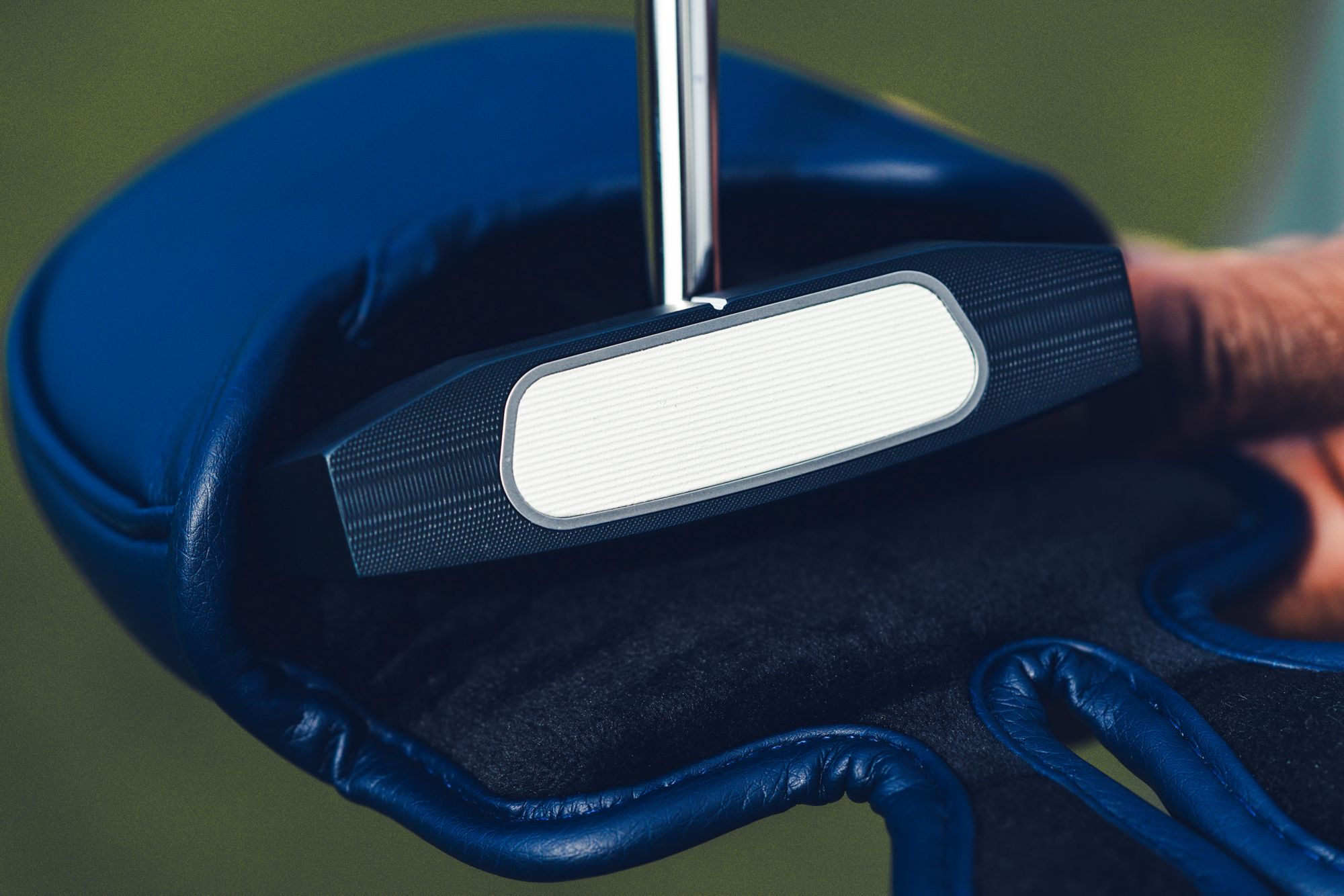 Odyssey Ai-One Cruiser #7 Broomstick CS OS Putter product image