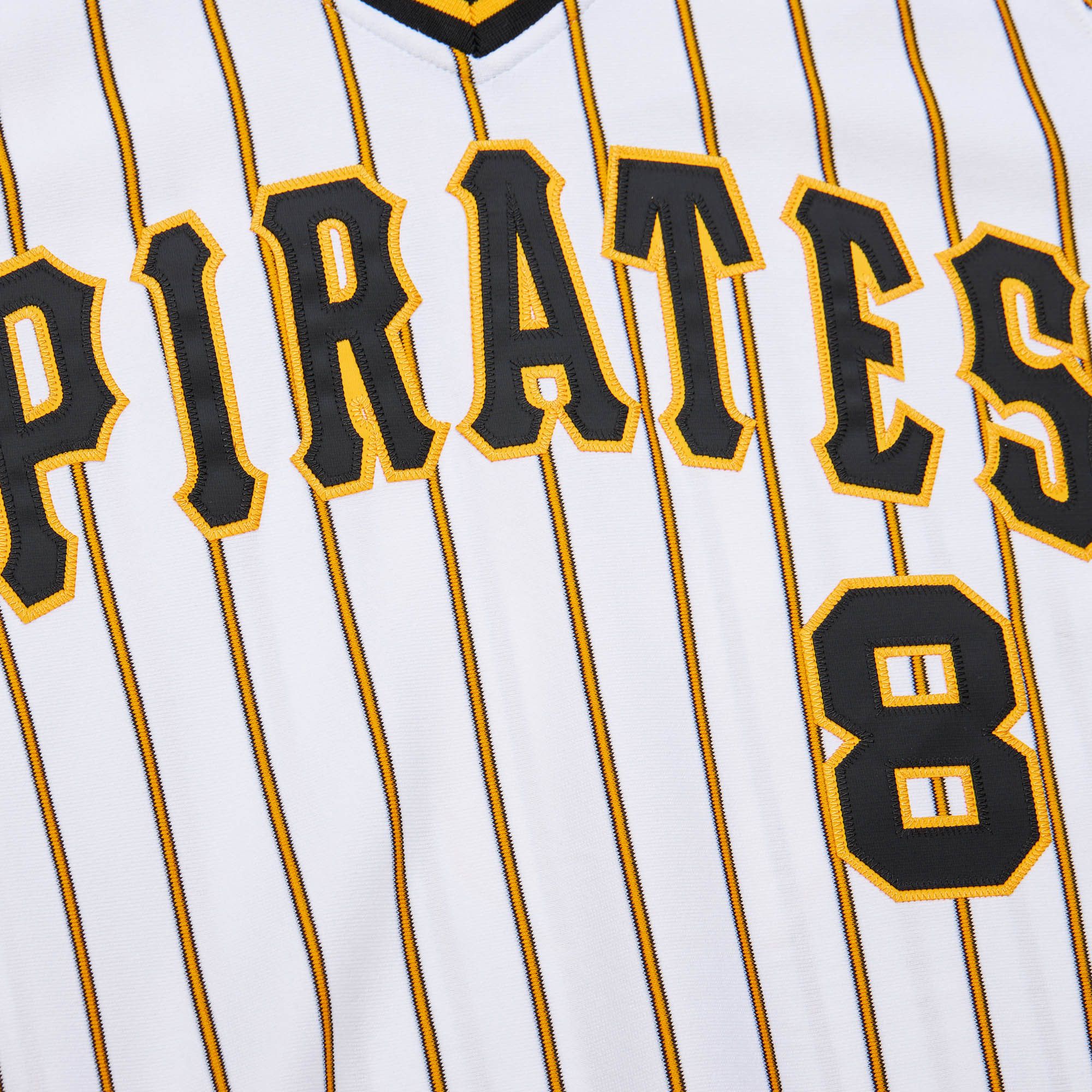 Mitchell & Ness Men's Willie Stargell #8 White Cooperstown Home Authentic Jersey product image
