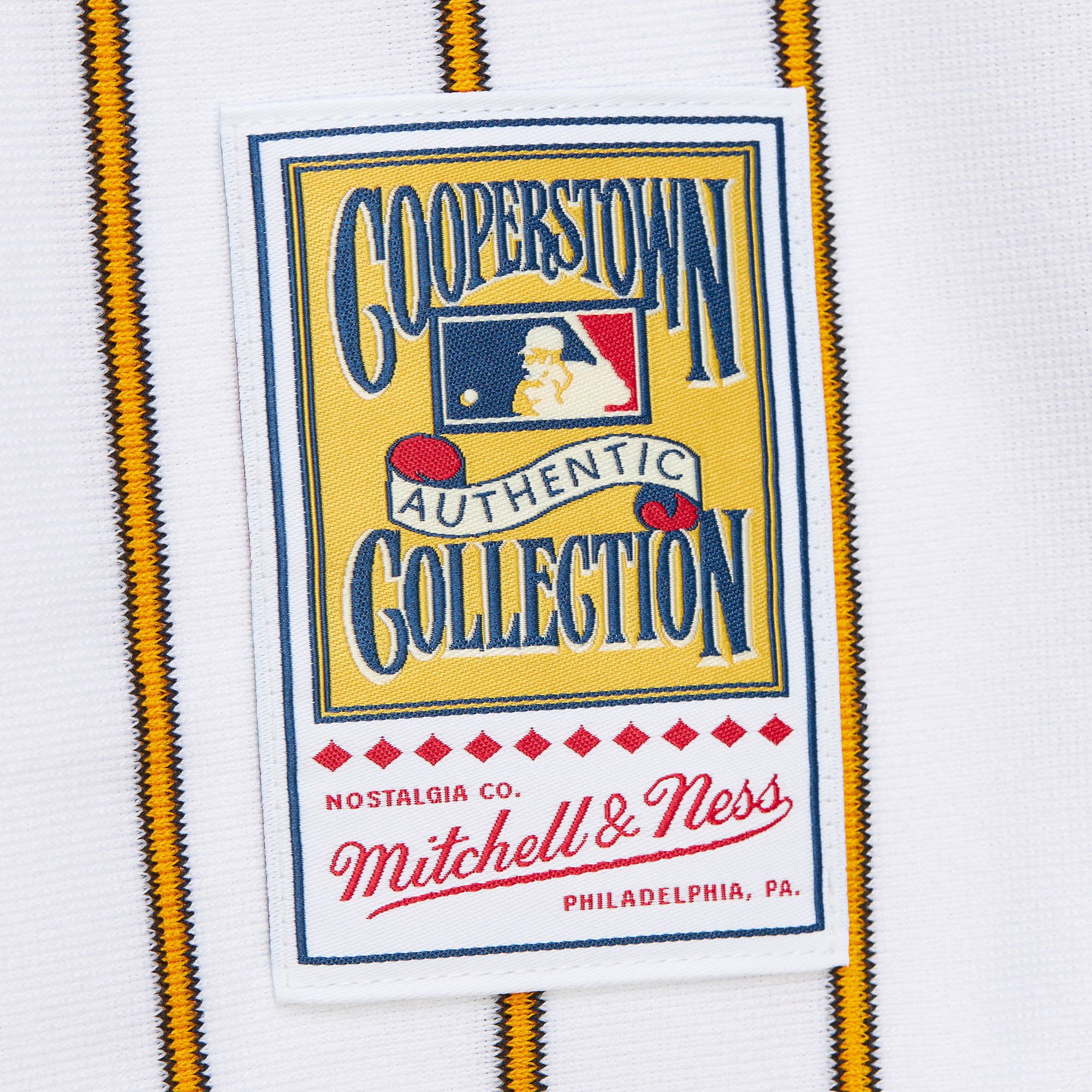 Mitchell & Ness Men's Willie Stargell #8 White Cooperstown Home Authentic Jersey product image