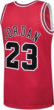 Men's Mitchell & Ness Michael Jordan Red Chicago Bulls 1997-98 Hardwood  Classics Authentic Player Jersey