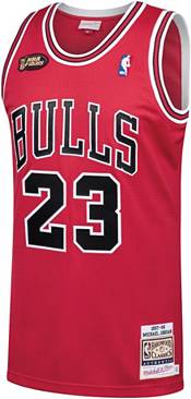 Mitchell & Ness Authentic Bulls 1997 Michael Jordan Jersey (Red