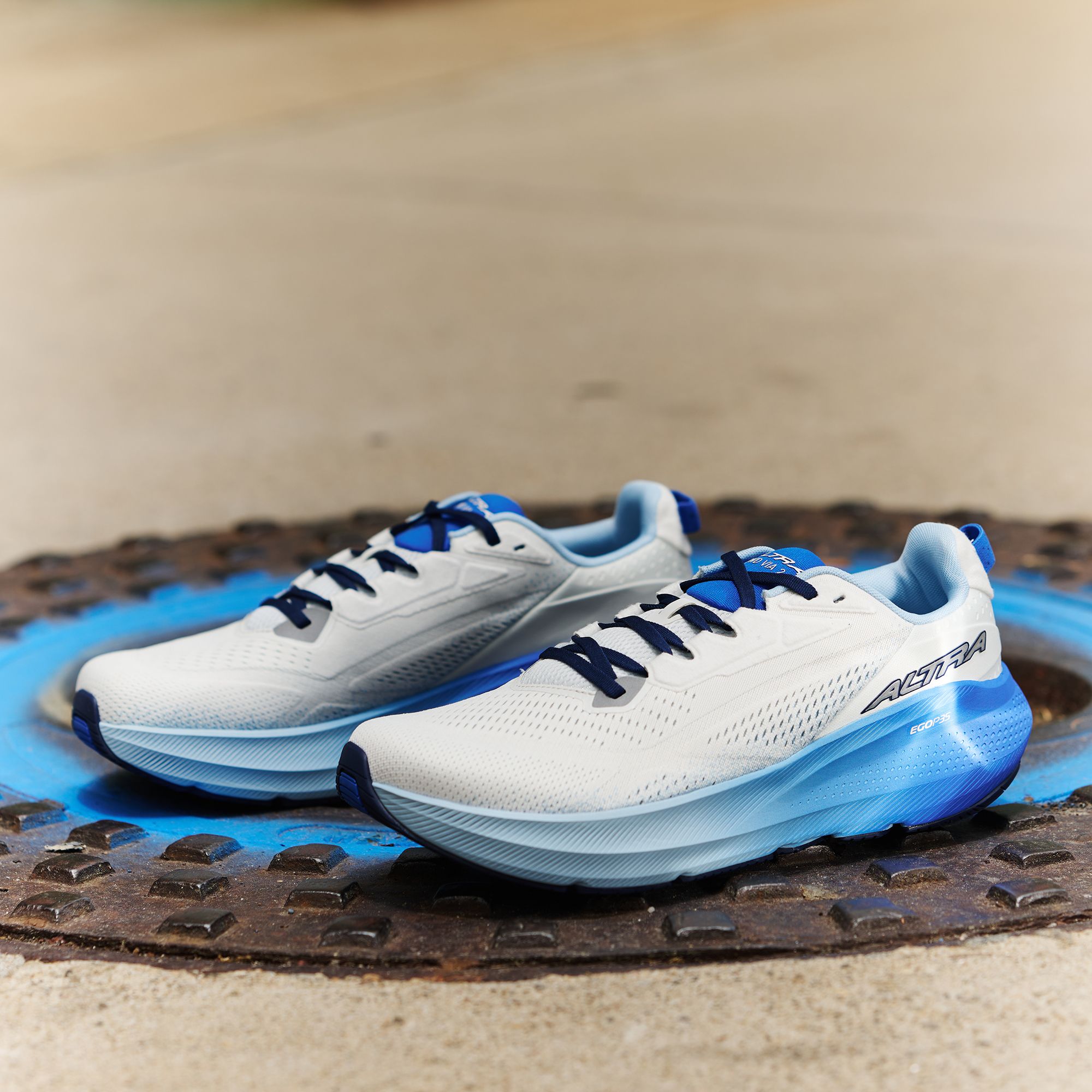 Altra Men's FWD VIA 2 Road Running Shoes product image