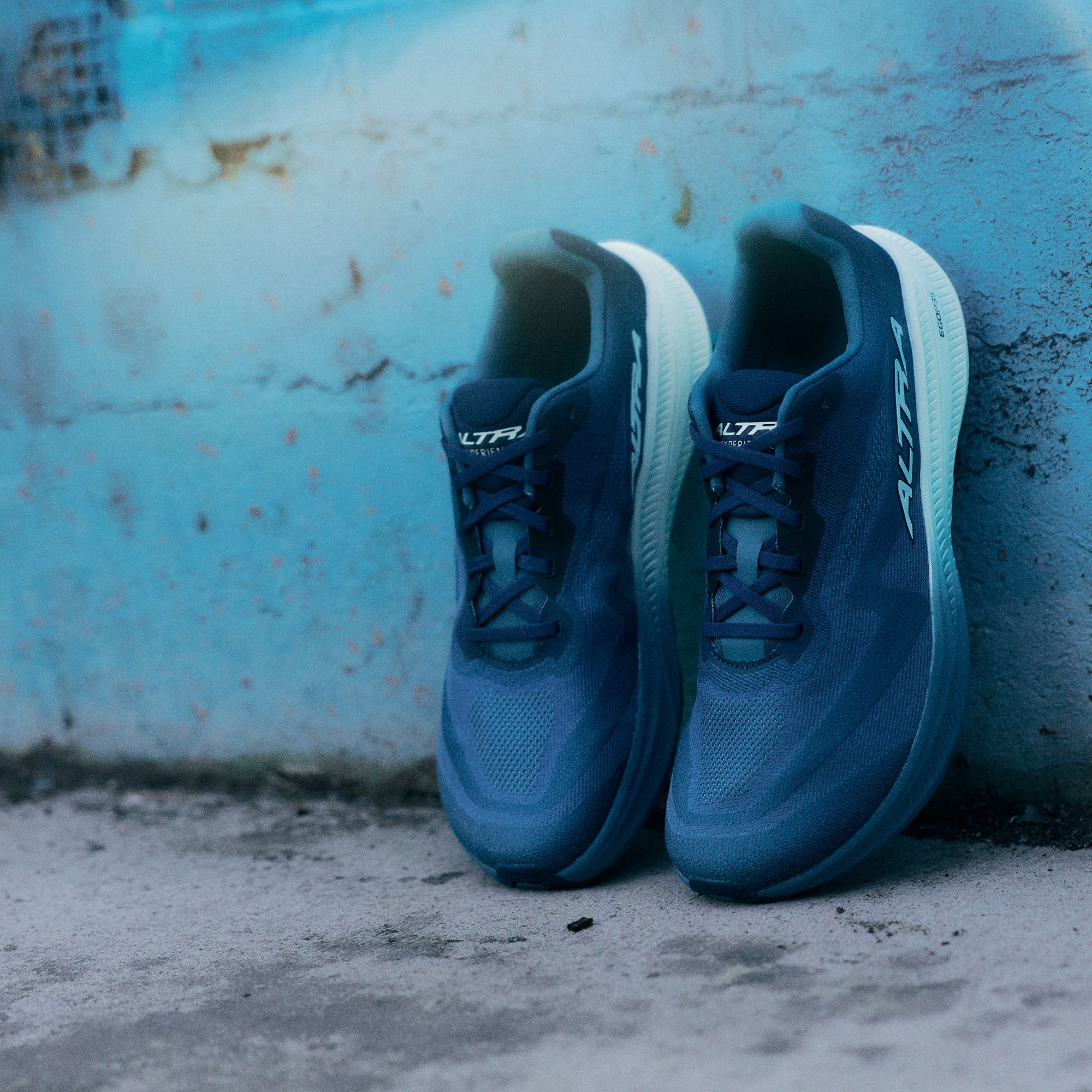 Altra Men's Experience Flow 3 Running Shoes product image