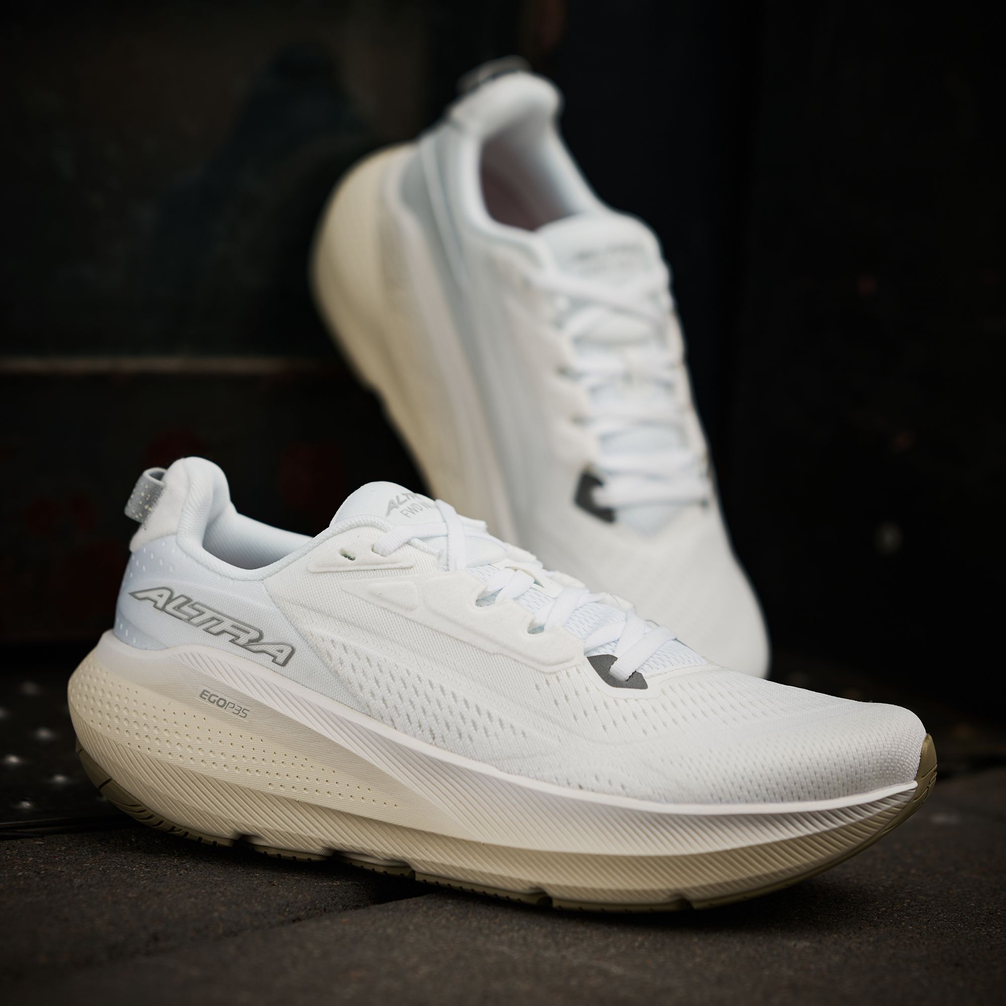 Altra Women's FWD VIA 2 Road Running Shoes product image